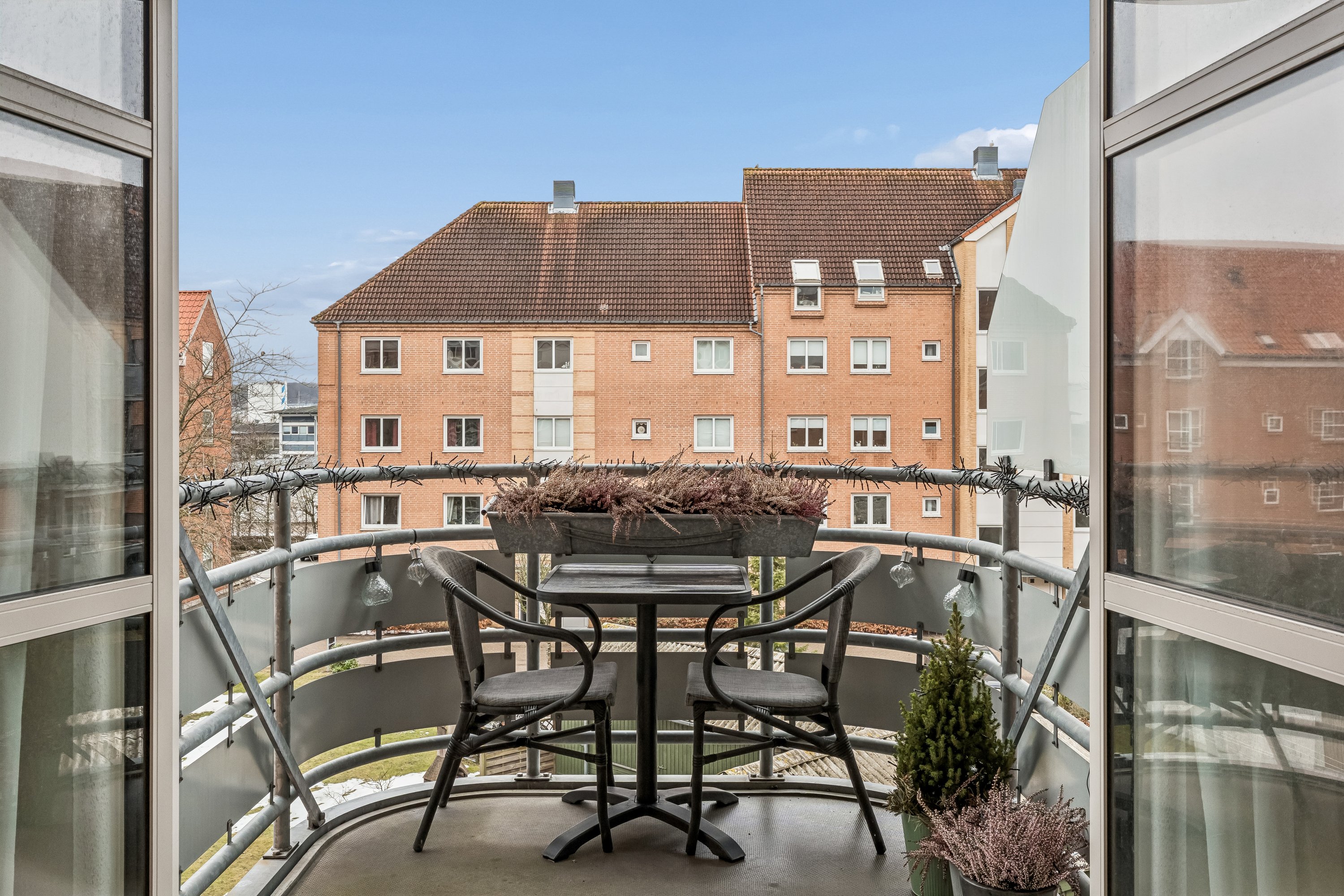 Miniaturebillede 2: altan. Billede af Sønderbro 4C, 2. th., 9000 Aalborg