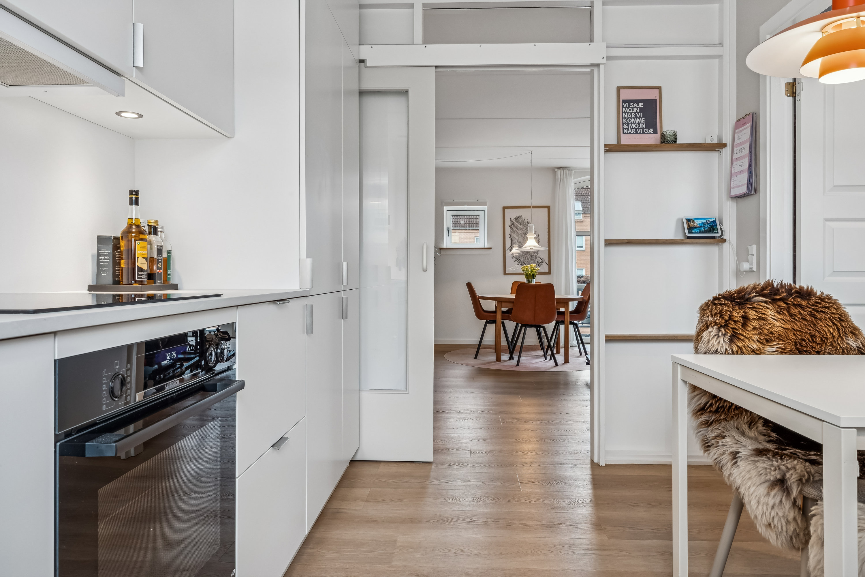 Fremhævet køkken billede i fuldskærmstilstand. Billede af Sønderbro 4C, 2. th., 9000 Aalborg