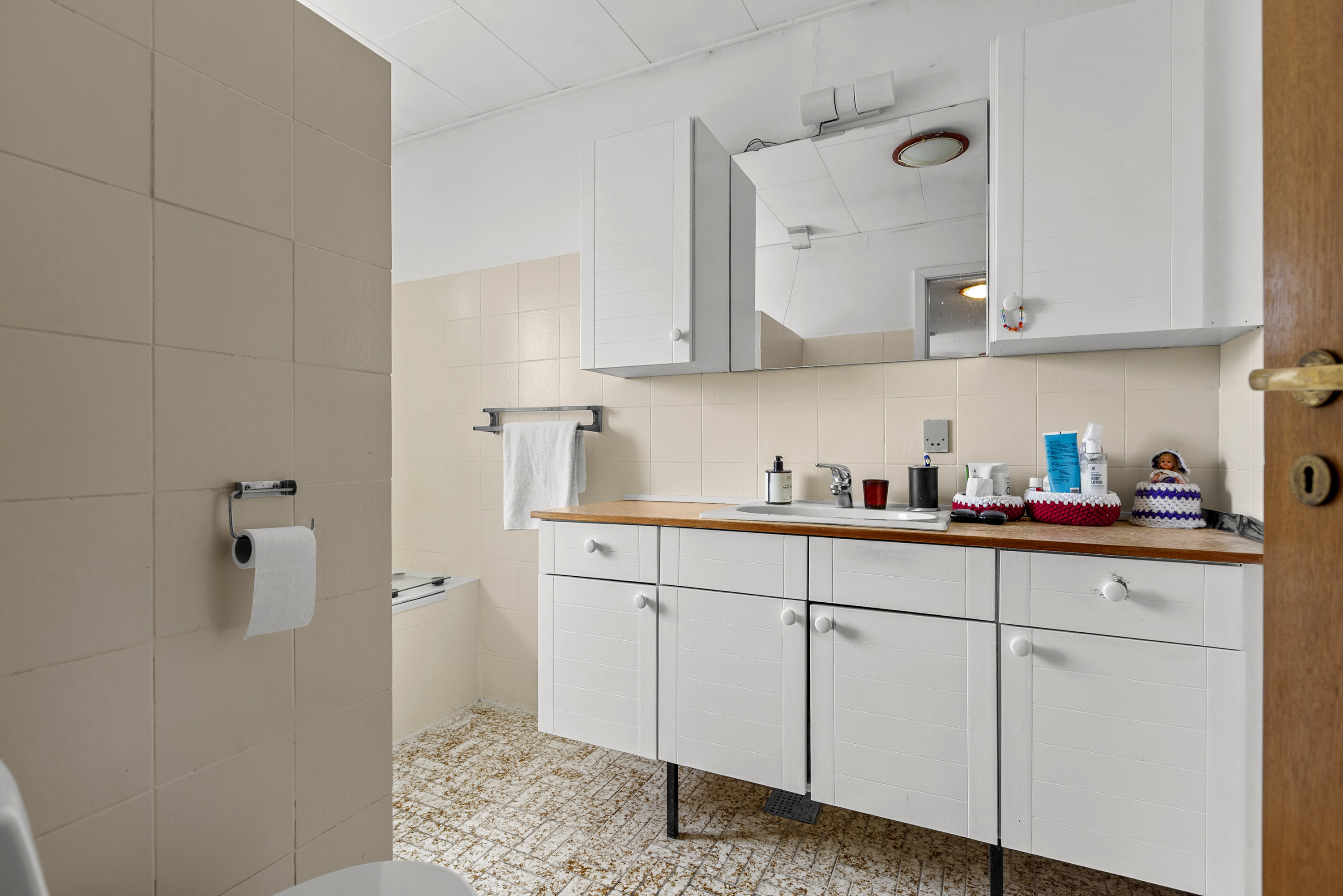 Fremhævet badeværelse billede i fuldskærmstilstand. Billede af Romsøvej 1, 4200 Slagelse