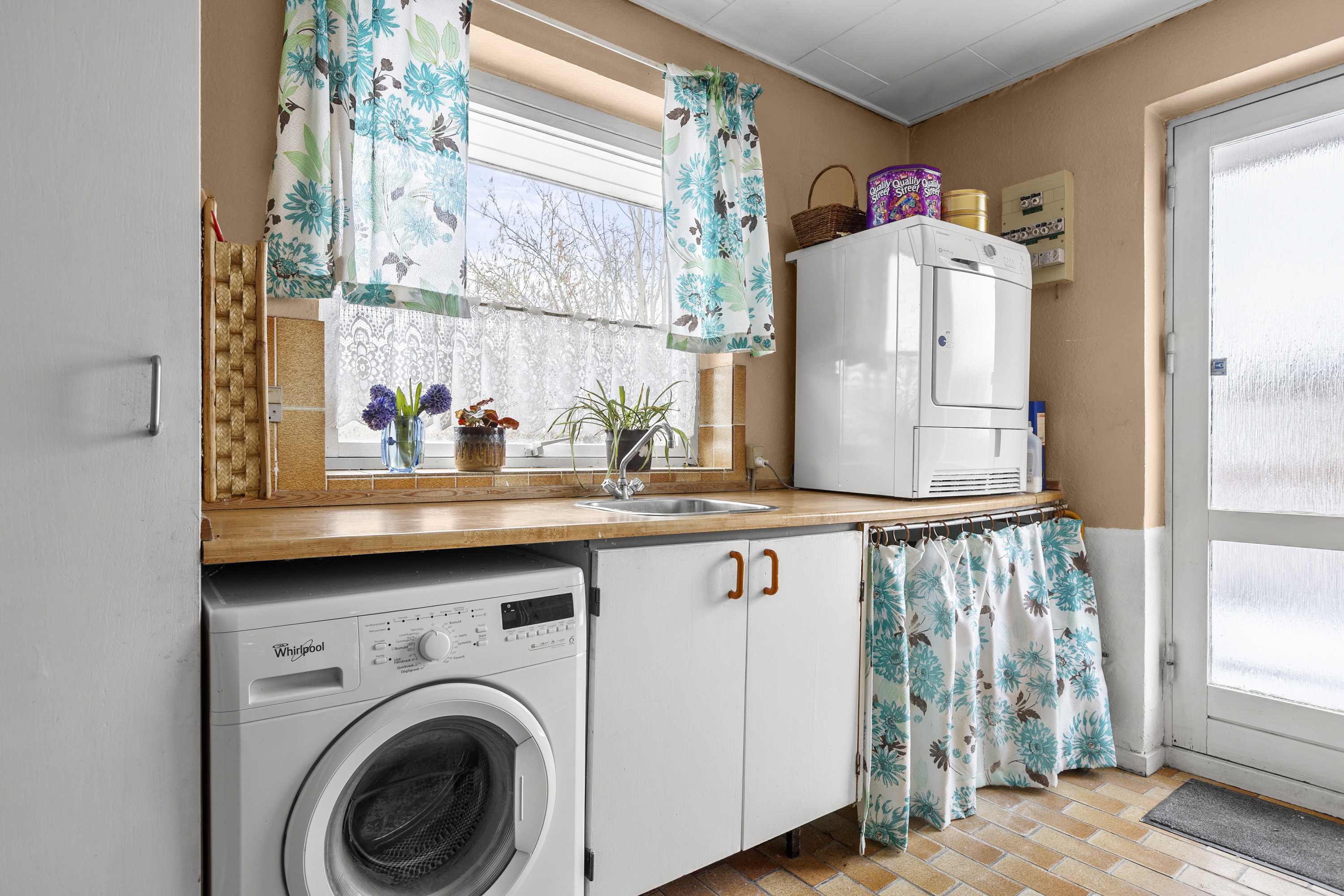 Fremhævet vaskerum billede i fuldskærmstilstand. Billede af Romsøvej 1, 4200 Slagelse