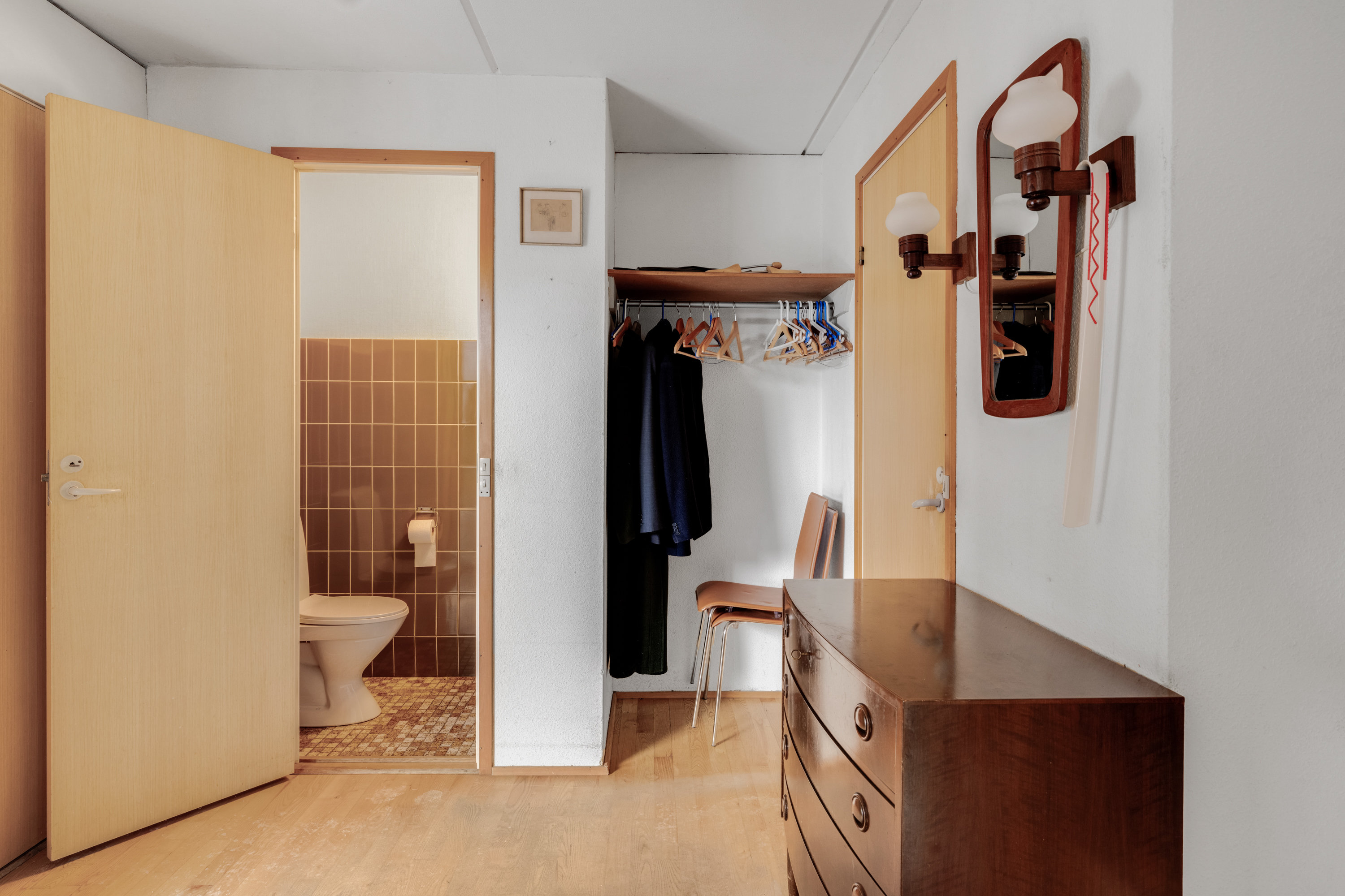 Fremhævet andet billede i fuldskærmstilstand. Billede af Vejlebrovej 14E, 2635 Ishøj