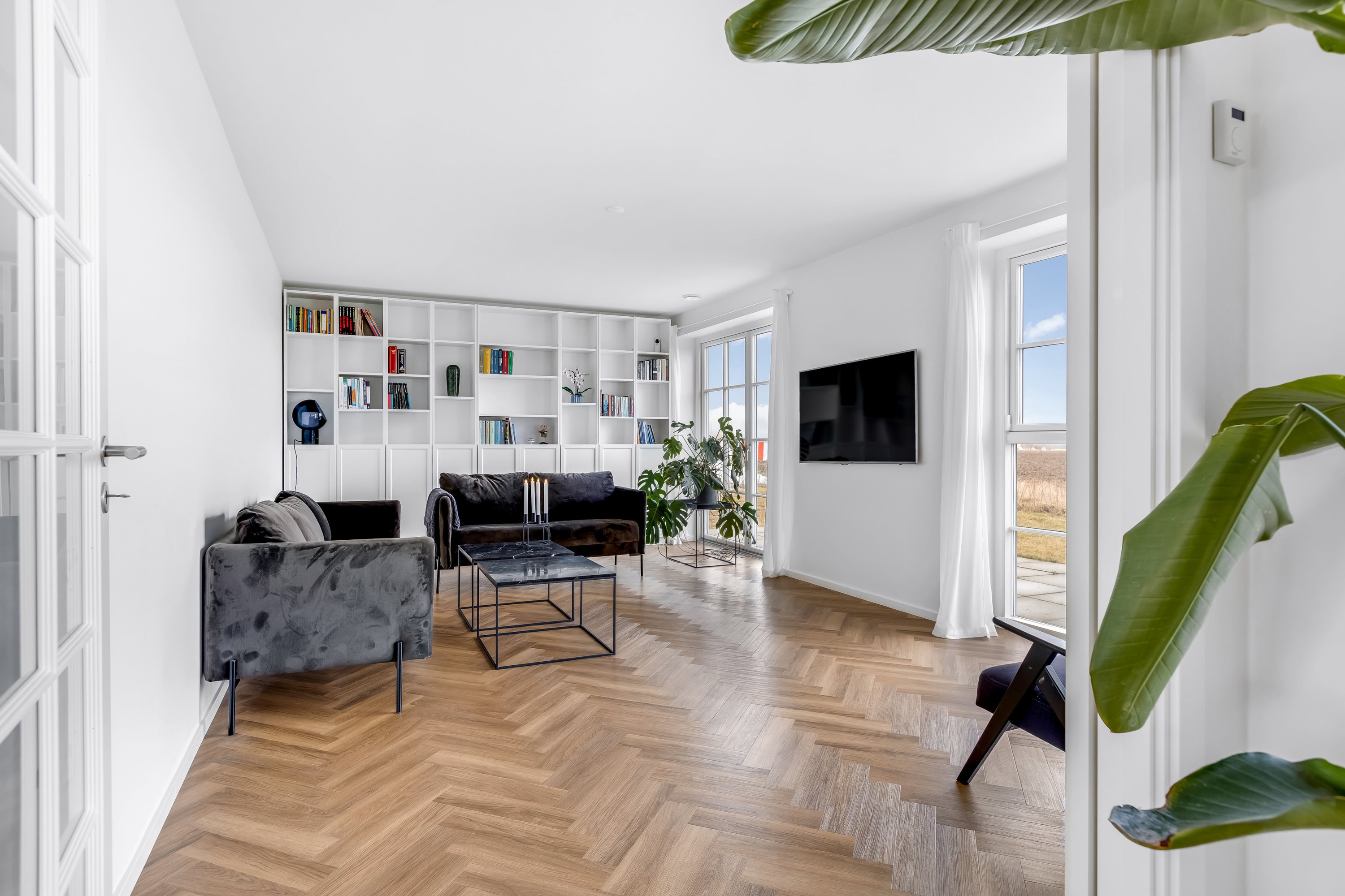 Fremhævet stue billede i fuldskærmstilstand. Billede af Binningebækken 38, Benløse, 4100 Ringsted