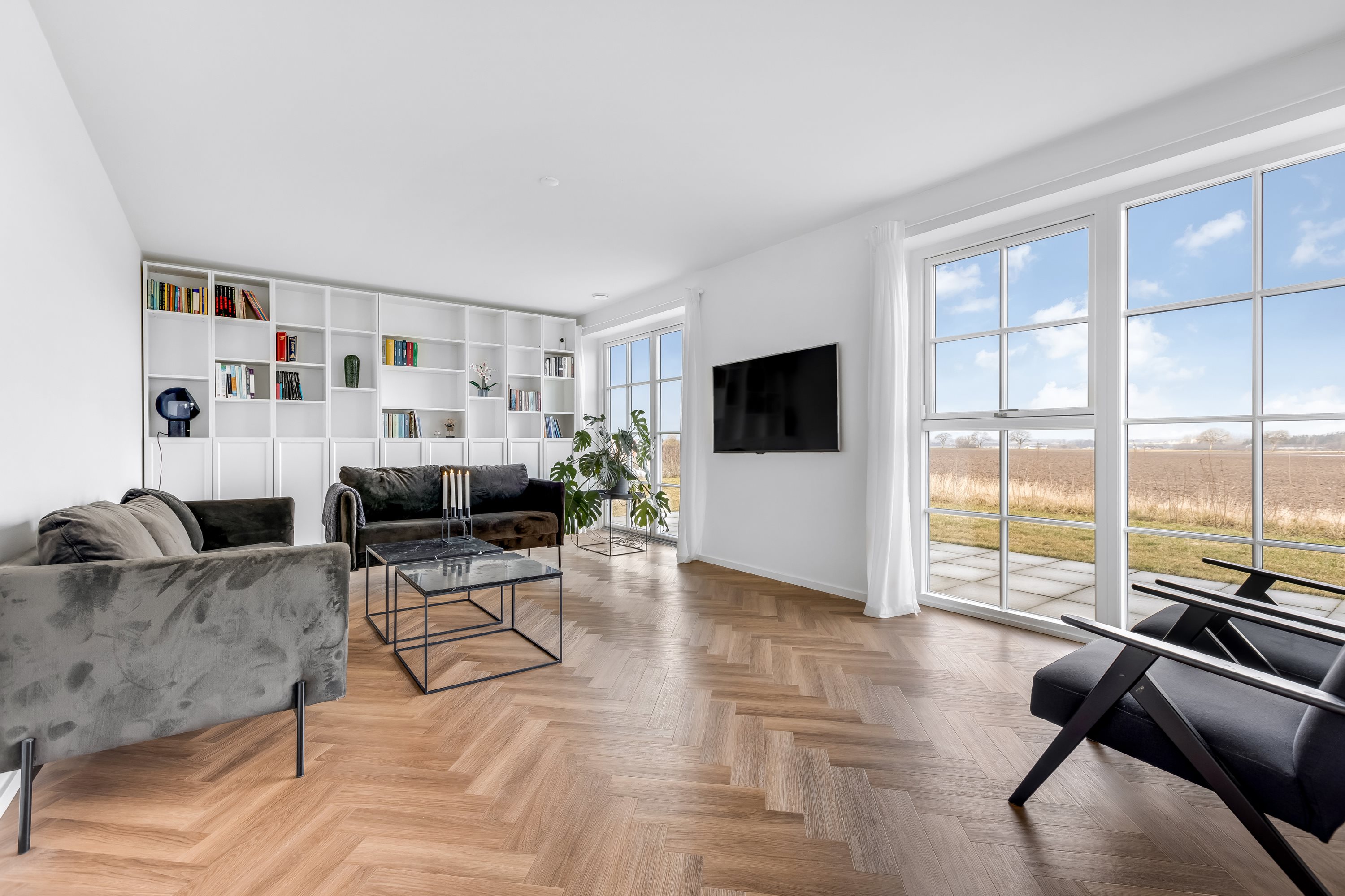 Fremhævet stue billede i fuldskærmstilstand. Billede af Binningebækken 38, Benløse, 4100 Ringsted