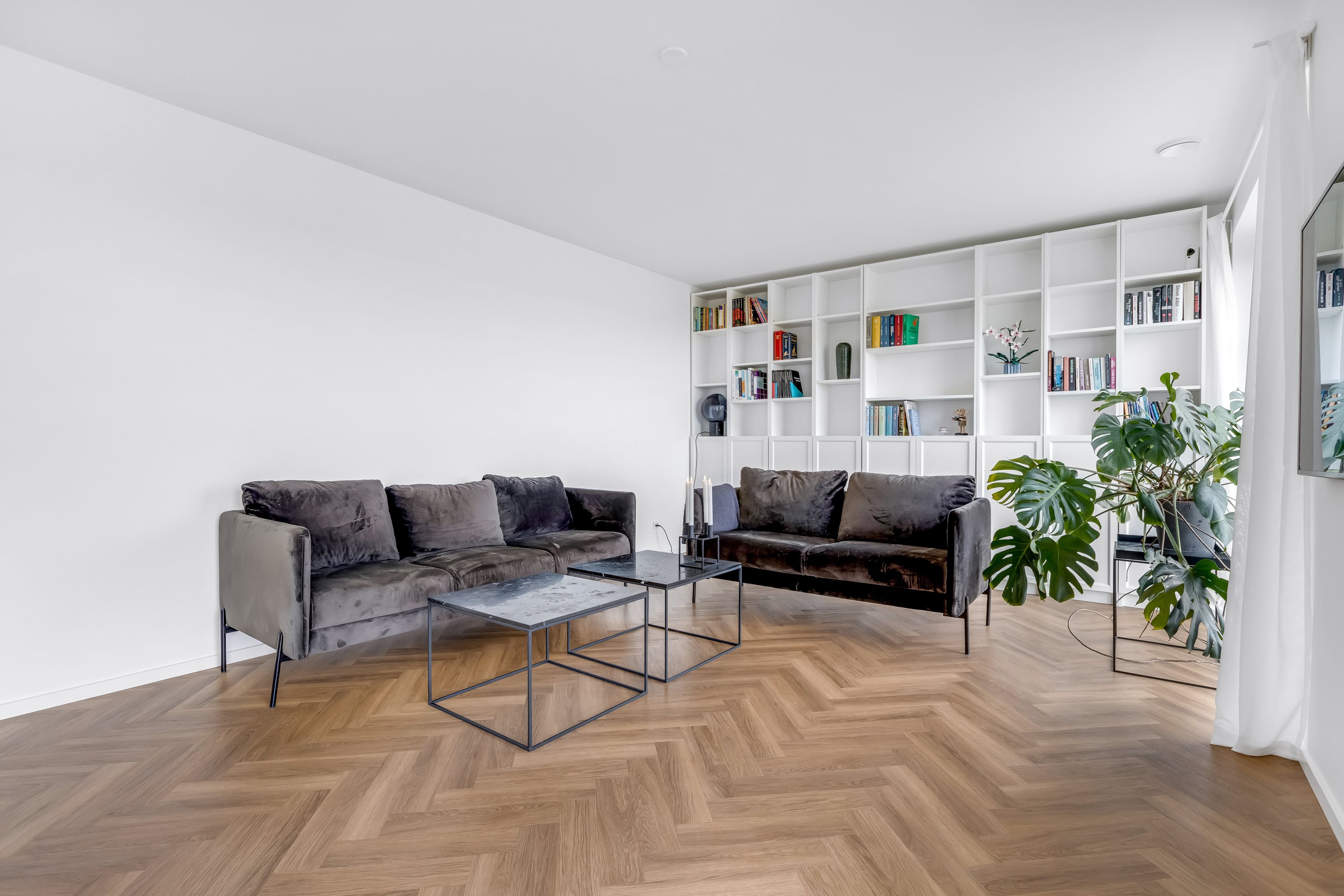 Fremhævet stue billede i fuldskærmstilstand. Billede af Binningebækken 38, Benløse, 4100 Ringsted