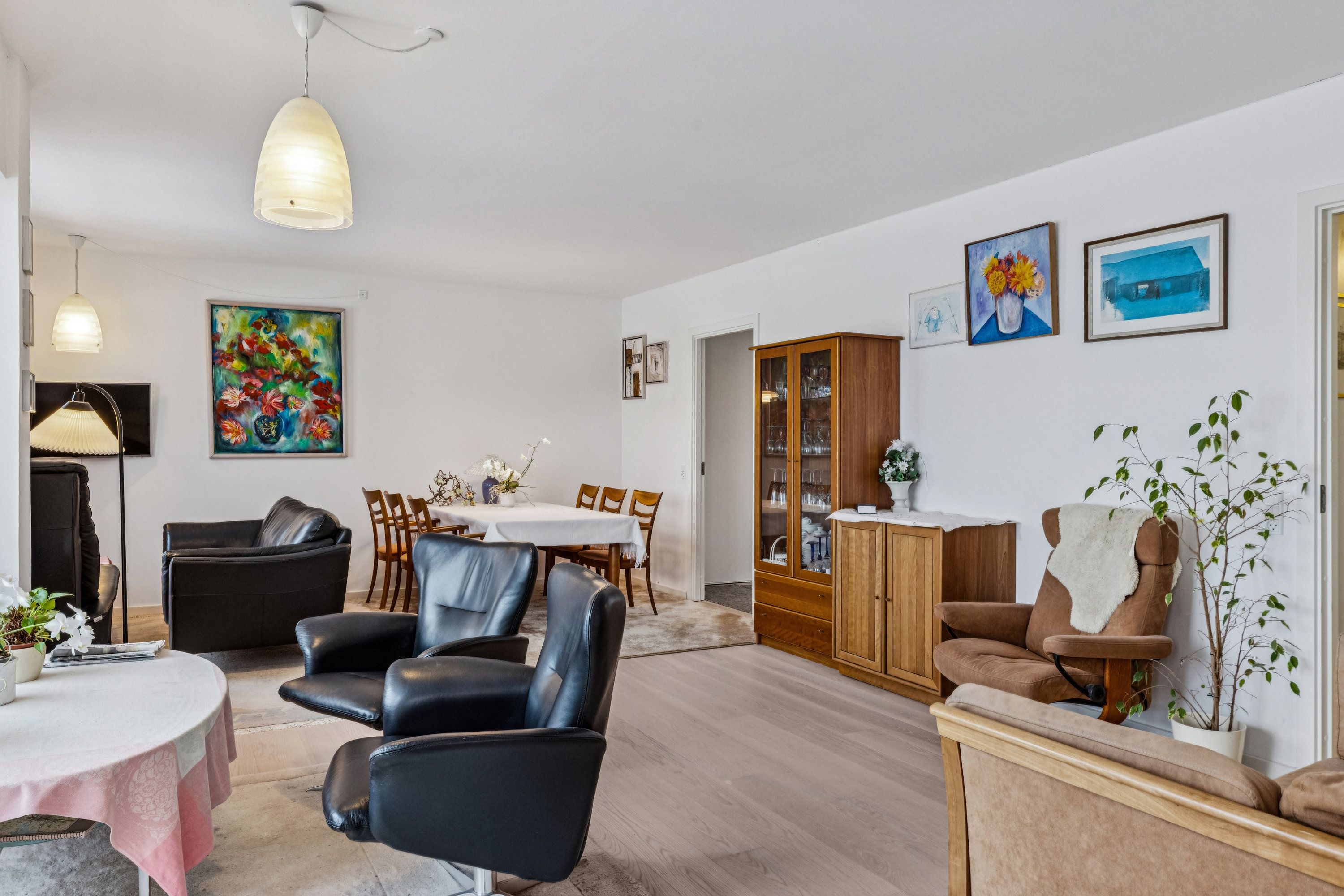 Fremhævet stue billede i fuldskærmstilstand. Billede af Kystvej 65, 1., 6300 Gråsten