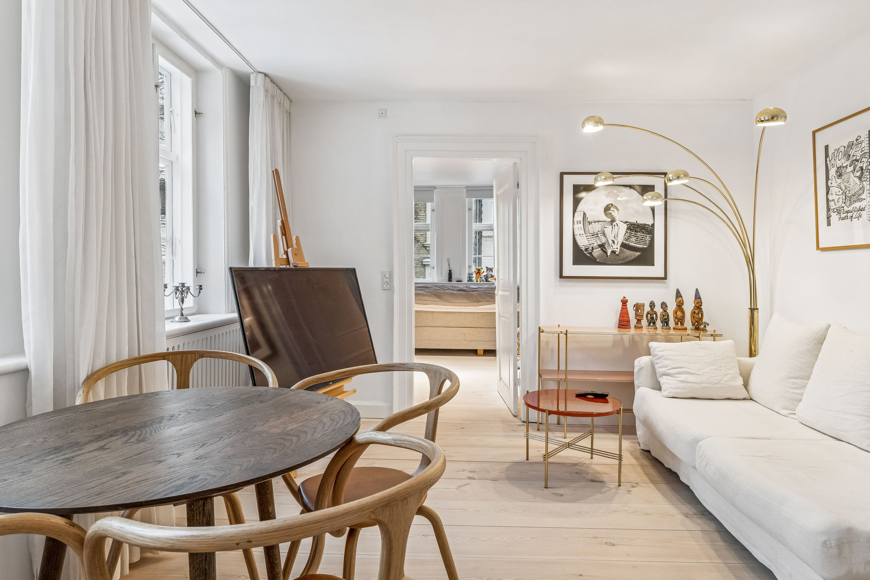 Fremhævet stue billede i fuldskærmstilstand. Billede af Niels Hemmingsens Gade 3, 2. tv., 1153 København K