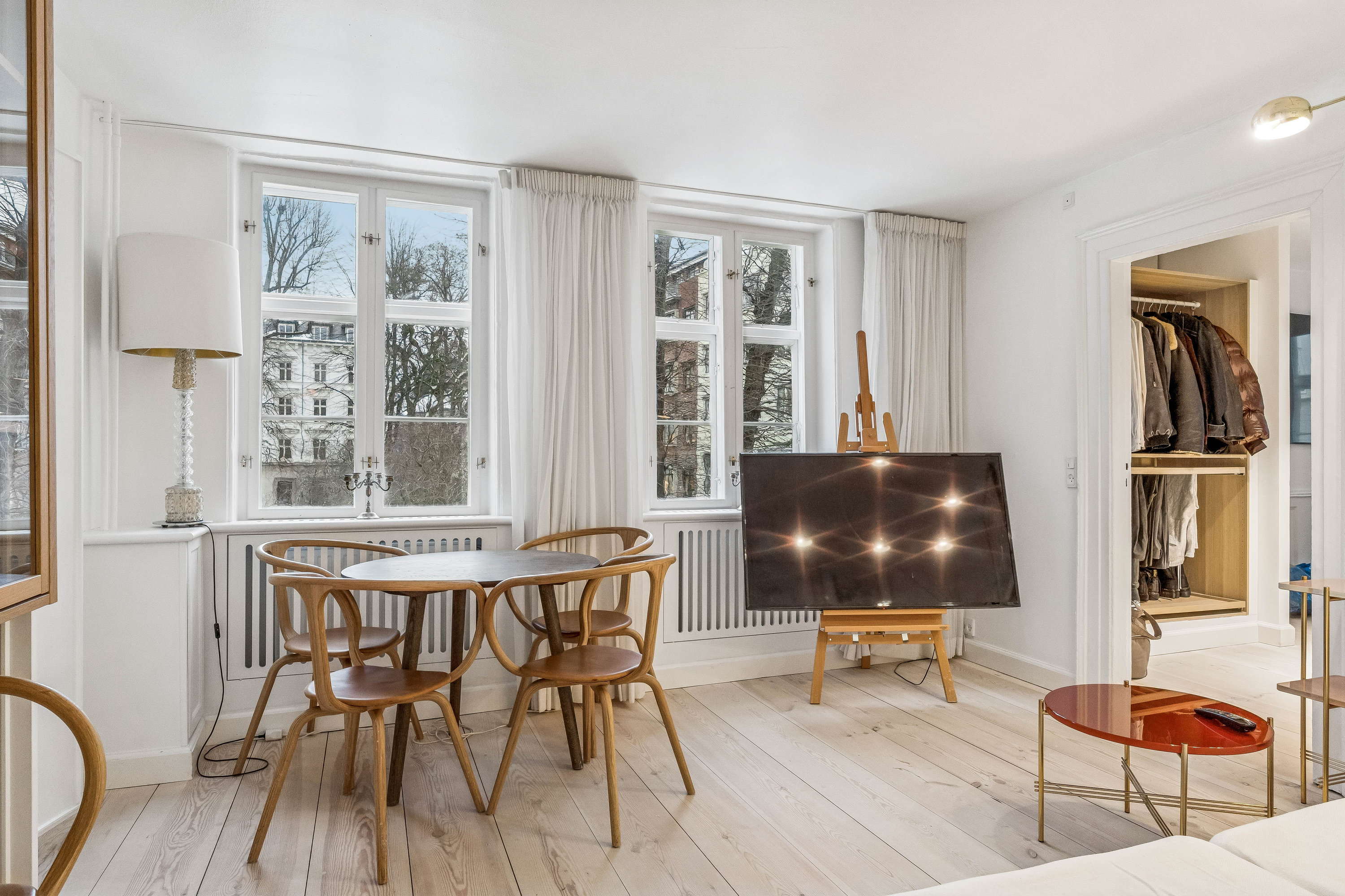 Fremhævet stue billede i fuldskærmstilstand. Billede af Niels Hemmingsens Gade 3, 2. tv., 1153 København K