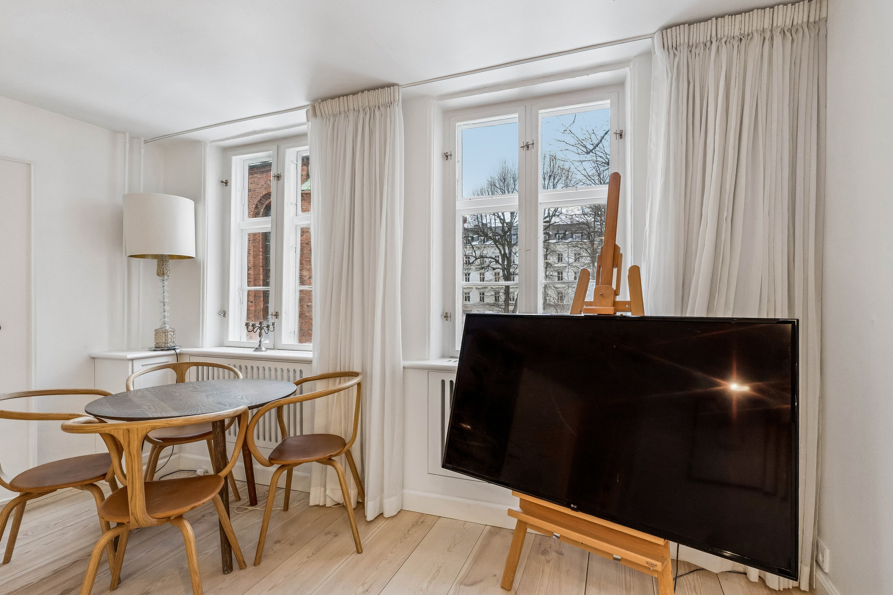 Fremhævet stue billede i fuldskærmstilstand. Billede af Niels Hemmingsens Gade 3, 2. tv., 1153 København K