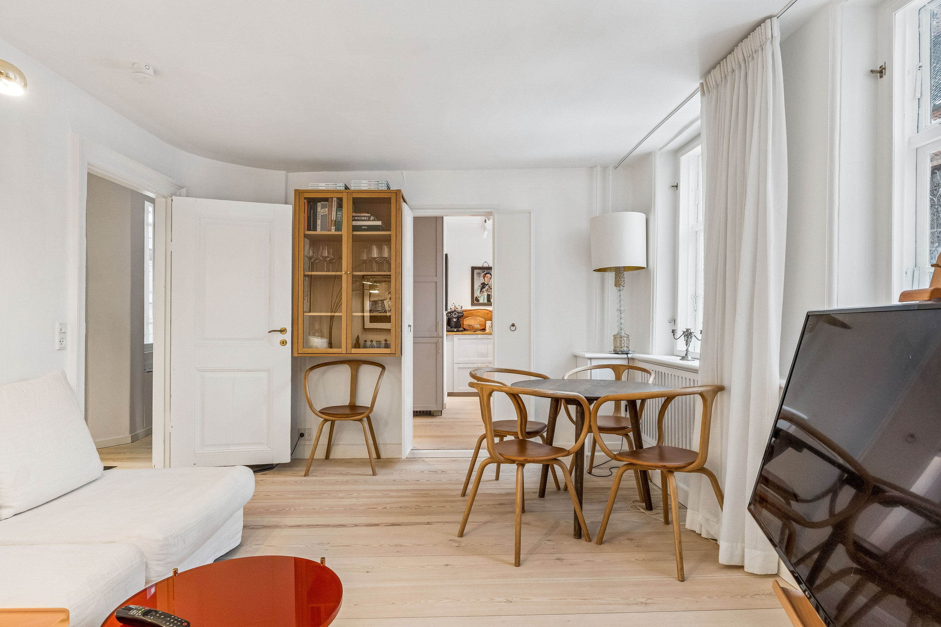 Miniaturebillede 1: stue. Billede af Niels Hemmingsens Gade 3, 2. tv., 1153 København K