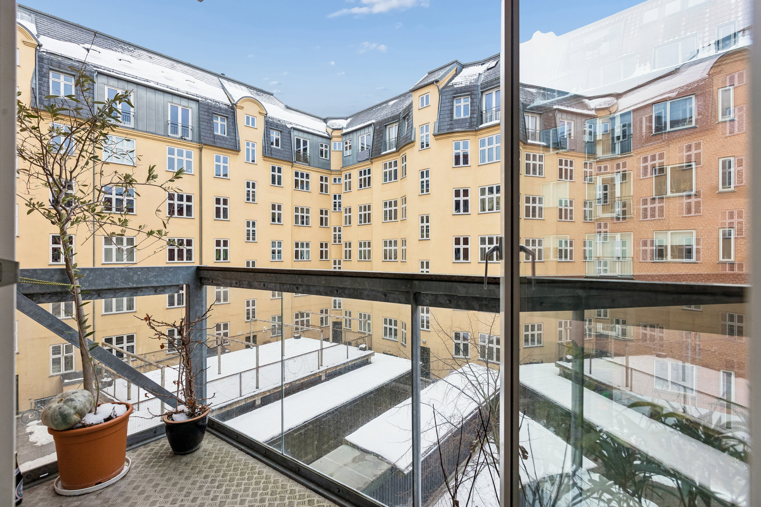 Fremhævet andet billede i fuldskærmstilstand. Billede af Svinget 21, 2. tv., 2300 København S