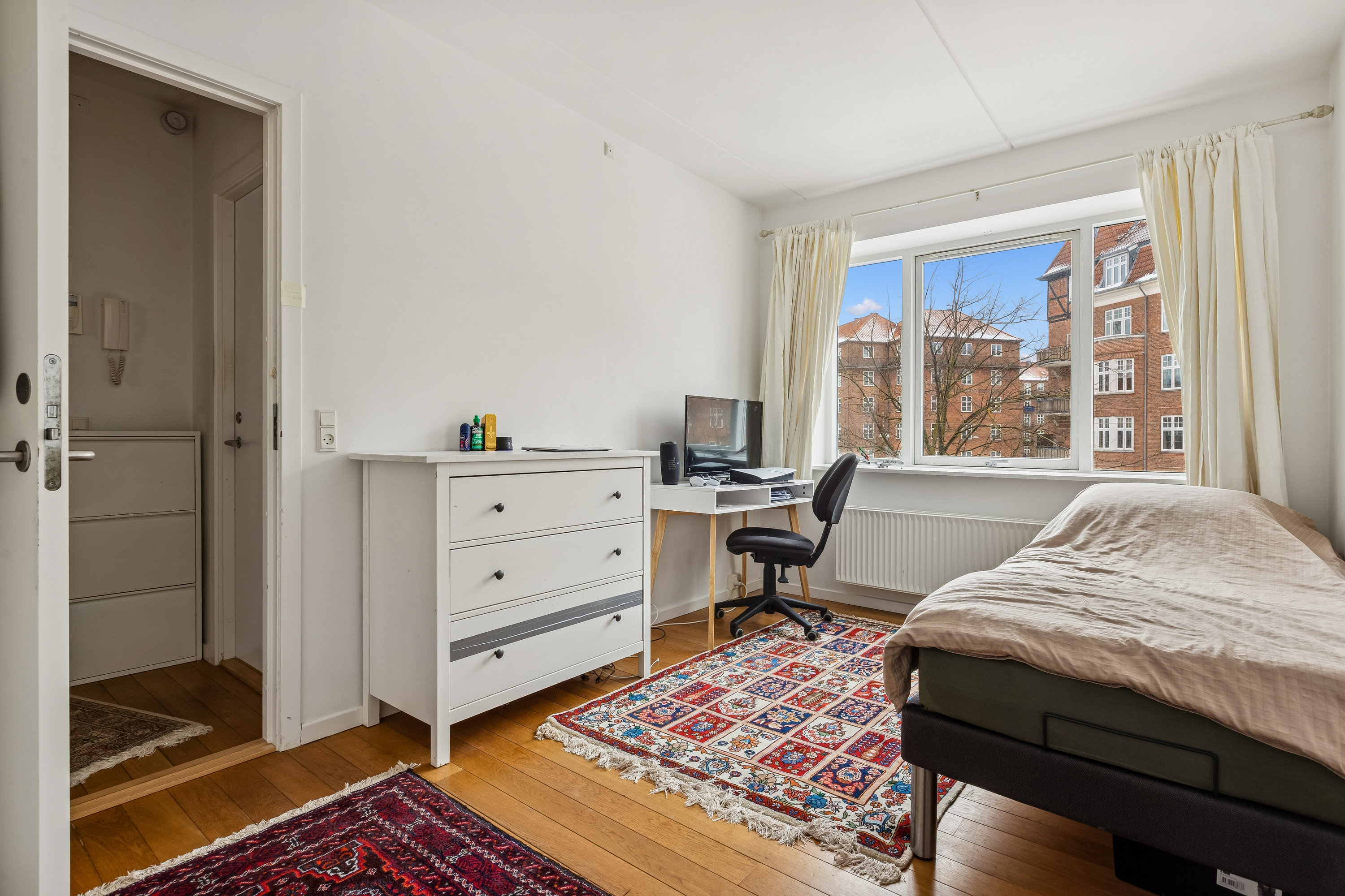 Fremhævet værelse billede i fuldskærmstilstand. Billede af Svinget 21, 2. tv., 2300 København S