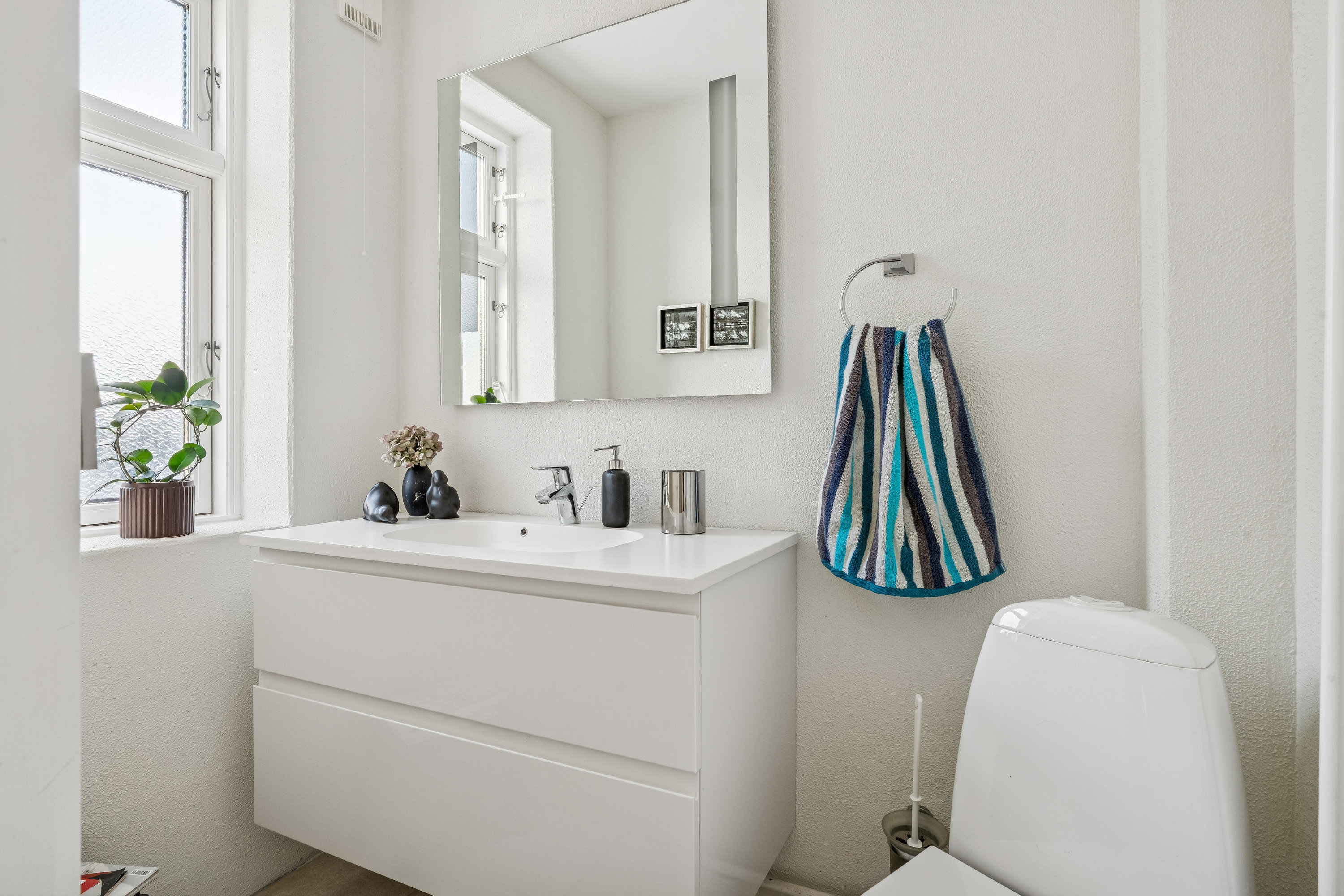 Fremhævet badeværelse billede i fuldskærmstilstand. Billede af Hadsundvej 373, 9260 Gistrup