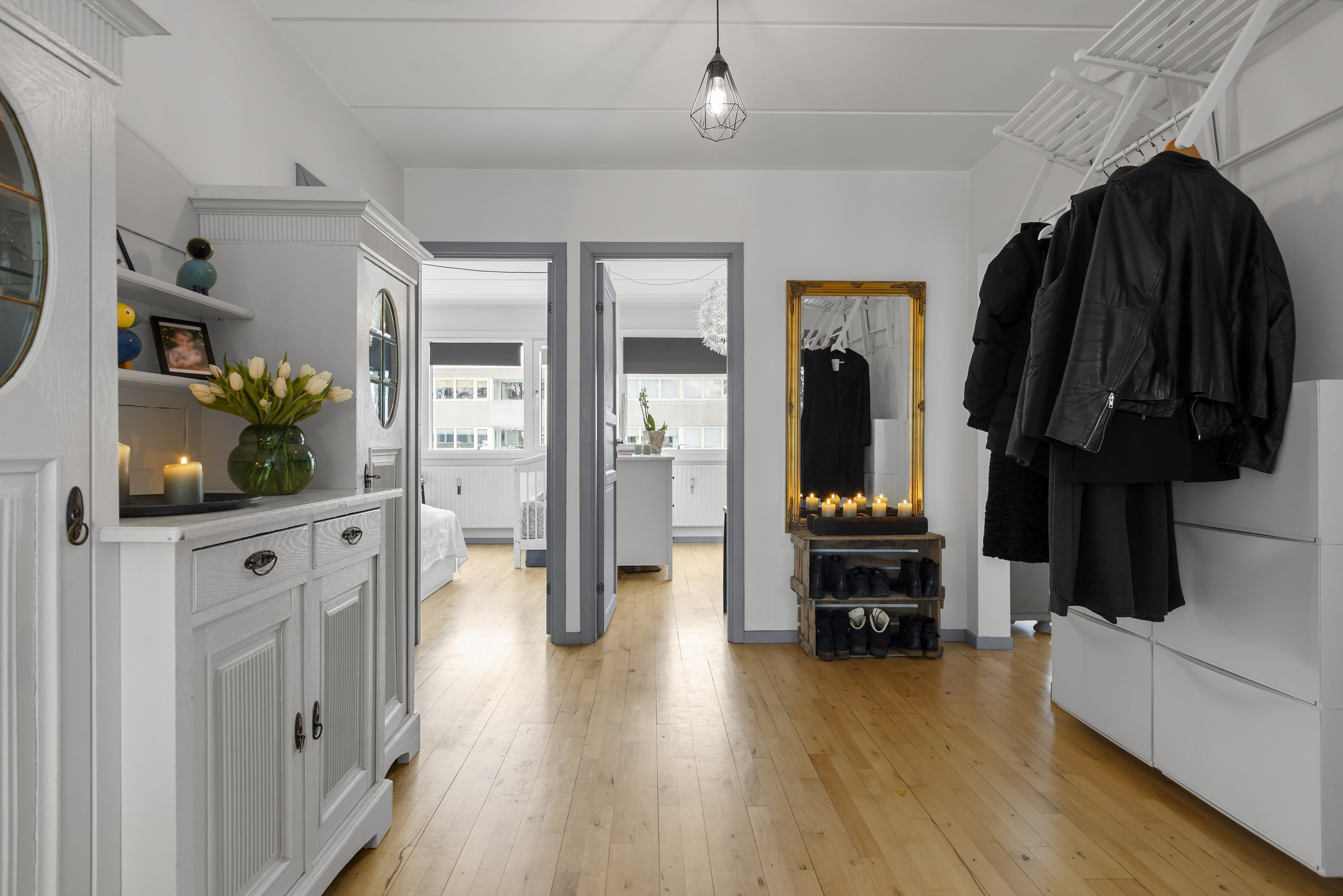 Miniaturebillede 2: entré. Billede af Dommervænget 6D, 1. th., 4000 Roskilde