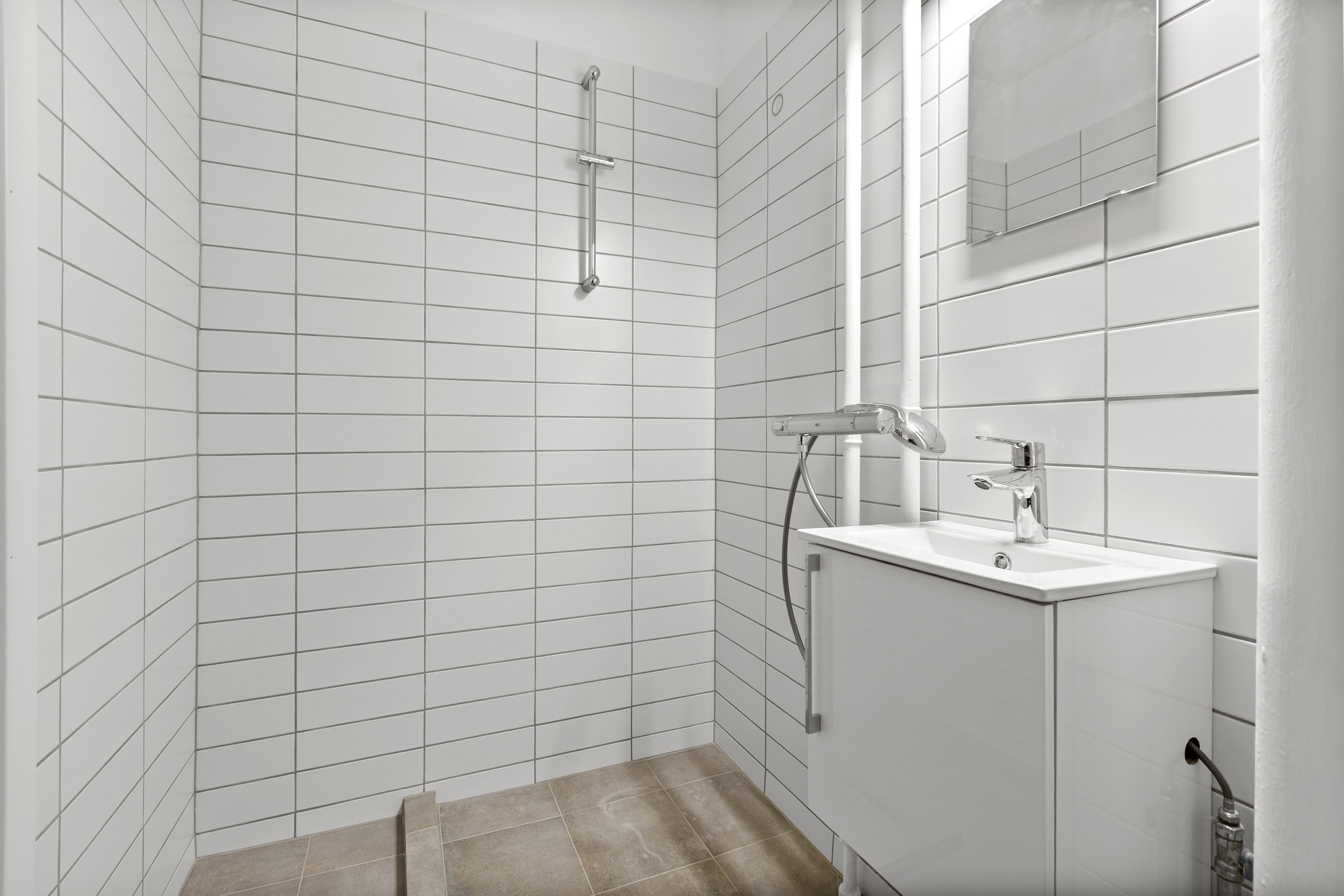 Fremhævet badeværelse billede i fuldskærmstilstand. Billede af Ejboparken 47, st.. mf., 4000 Roskilde