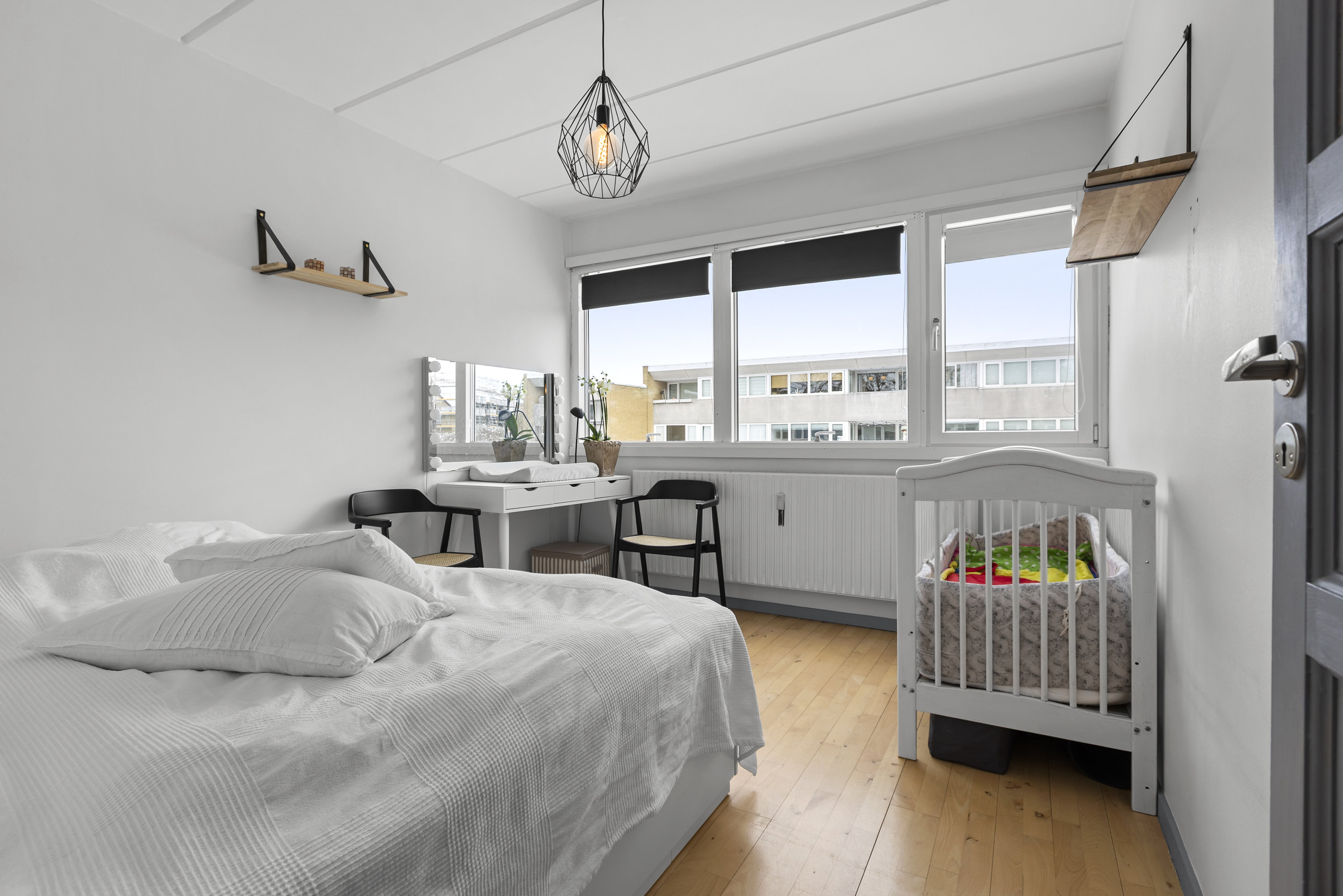 Fremhævet værelse billede i fuldskærmstilstand. Billede af Dommervænget 6D, 1. th., 4000 Roskilde