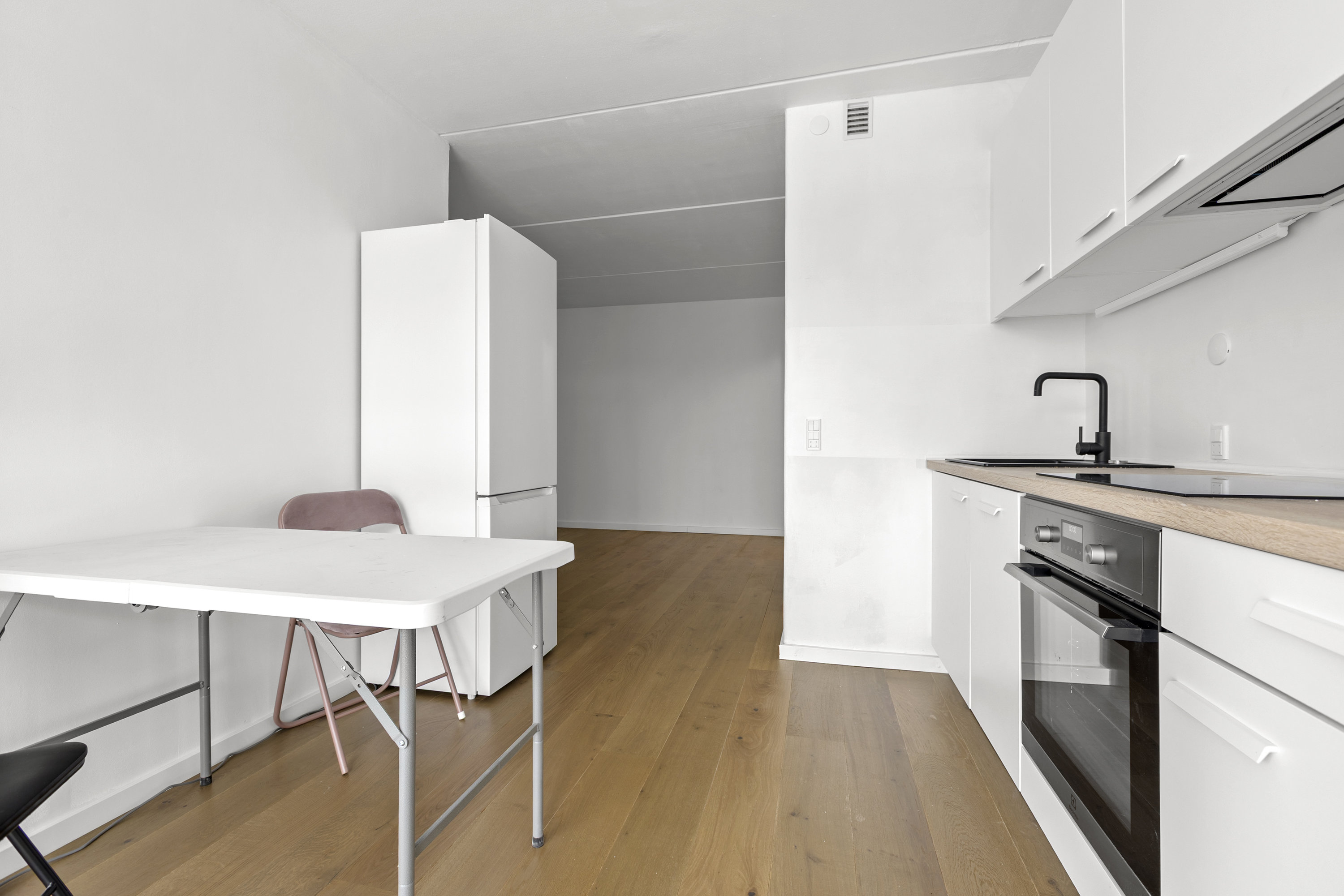 Fremhævet køkken billede i fuldskærmstilstand. Billede af Ejboparken 47, st.. mf., 4000 Roskilde