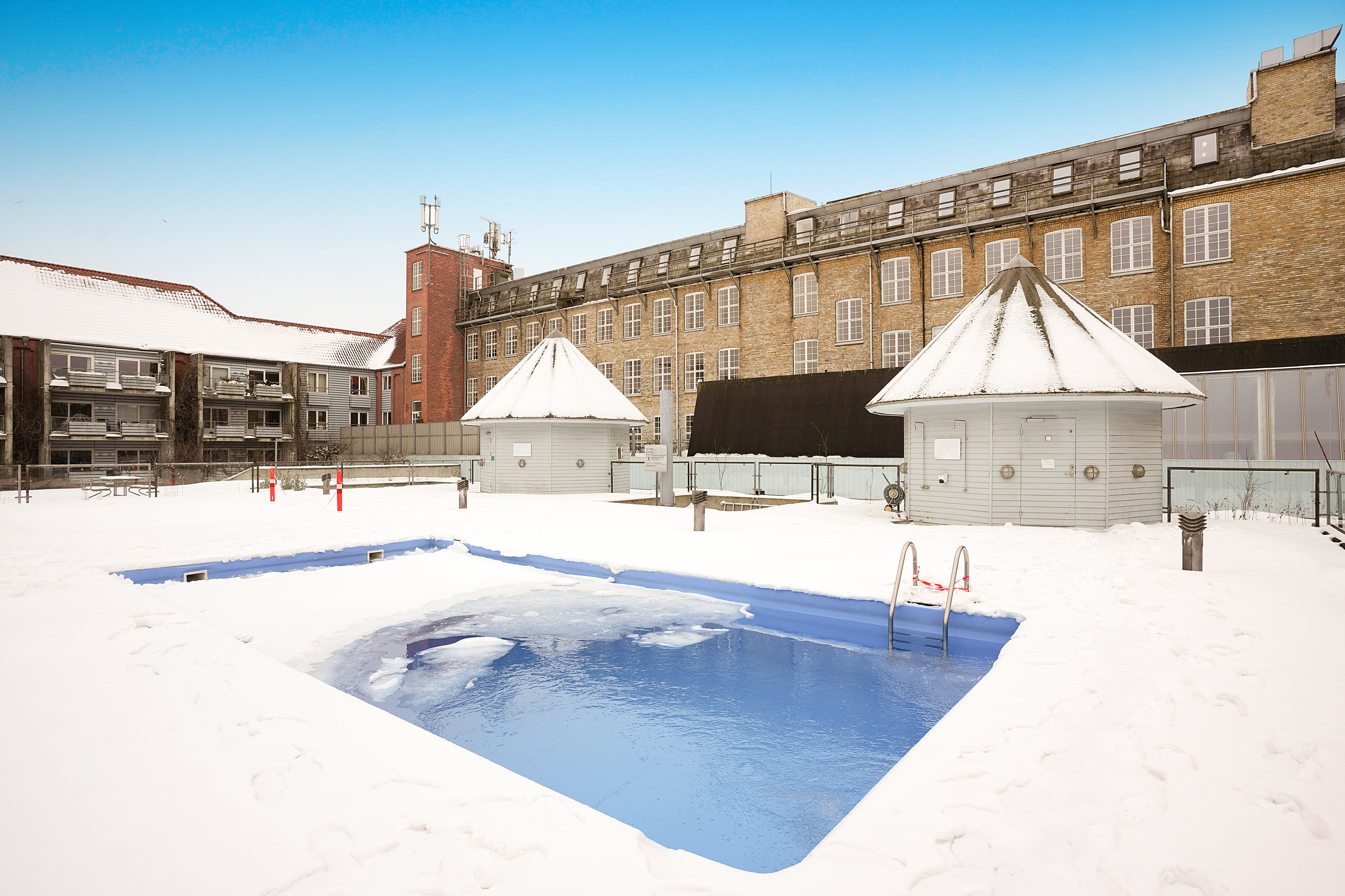 Fremhævet gårdmiljø billede i fuldskærmstilstand. Billede af Helsingborggade 7, st.. th., 2100 København Ø