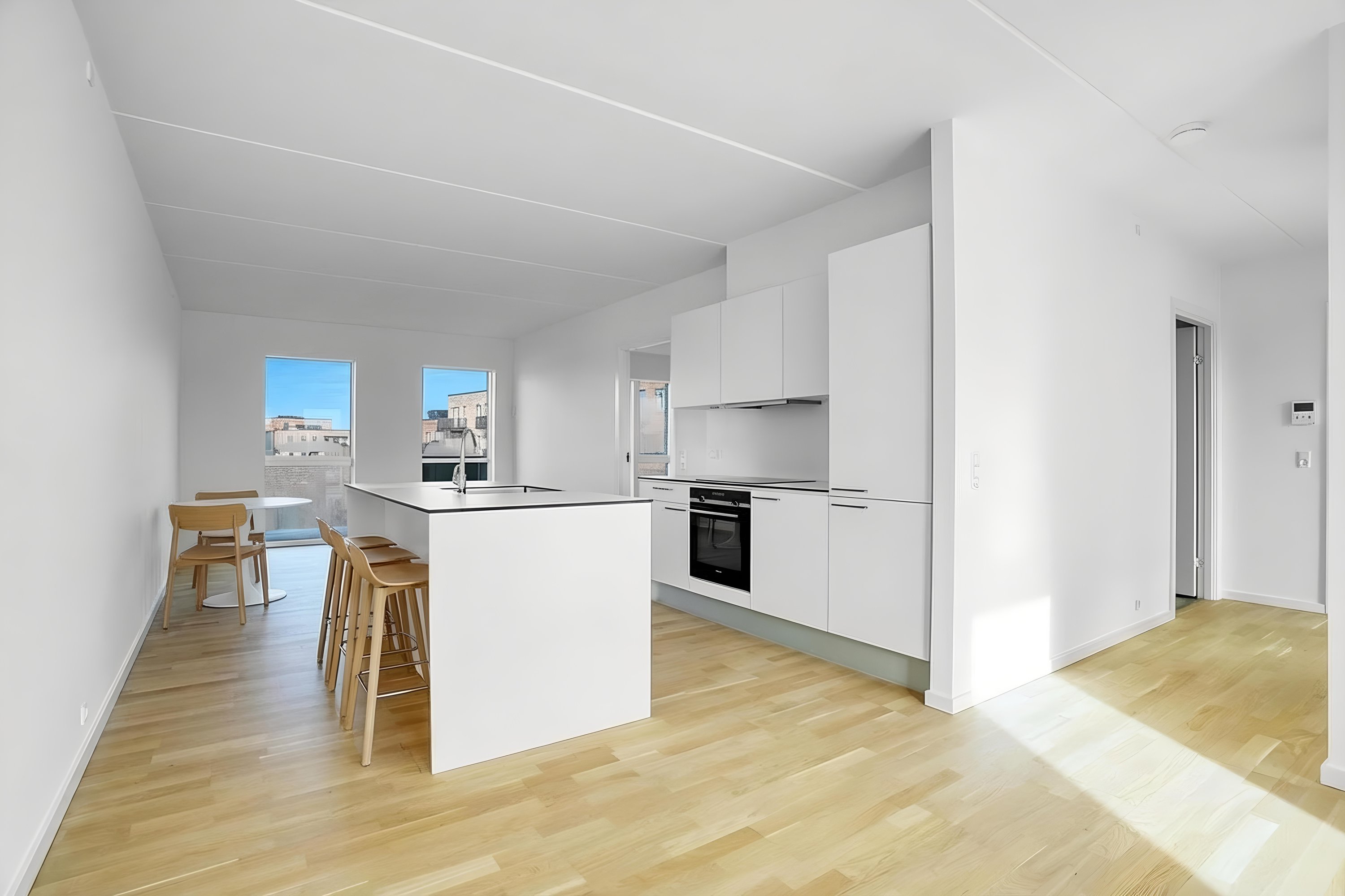 Fremhævet  billede i fuldskærmstilstand. Billede af Løgæblevej 3, 5. tv., 2500 Valby