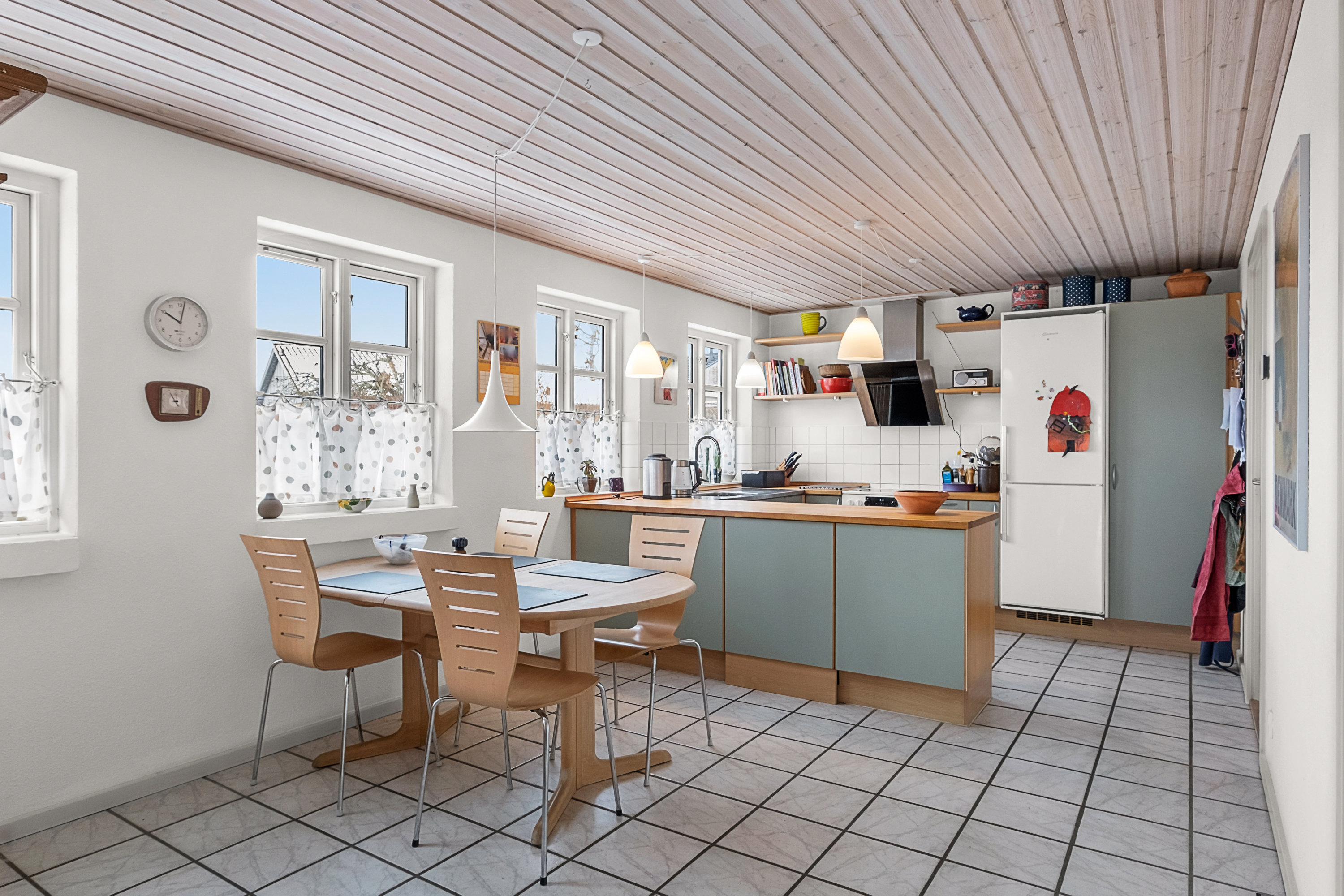 Fremhævet køkken alrum billede i fuldskærmstilstand. Billede af Sensommervej 133, 8530 Hjortshøj