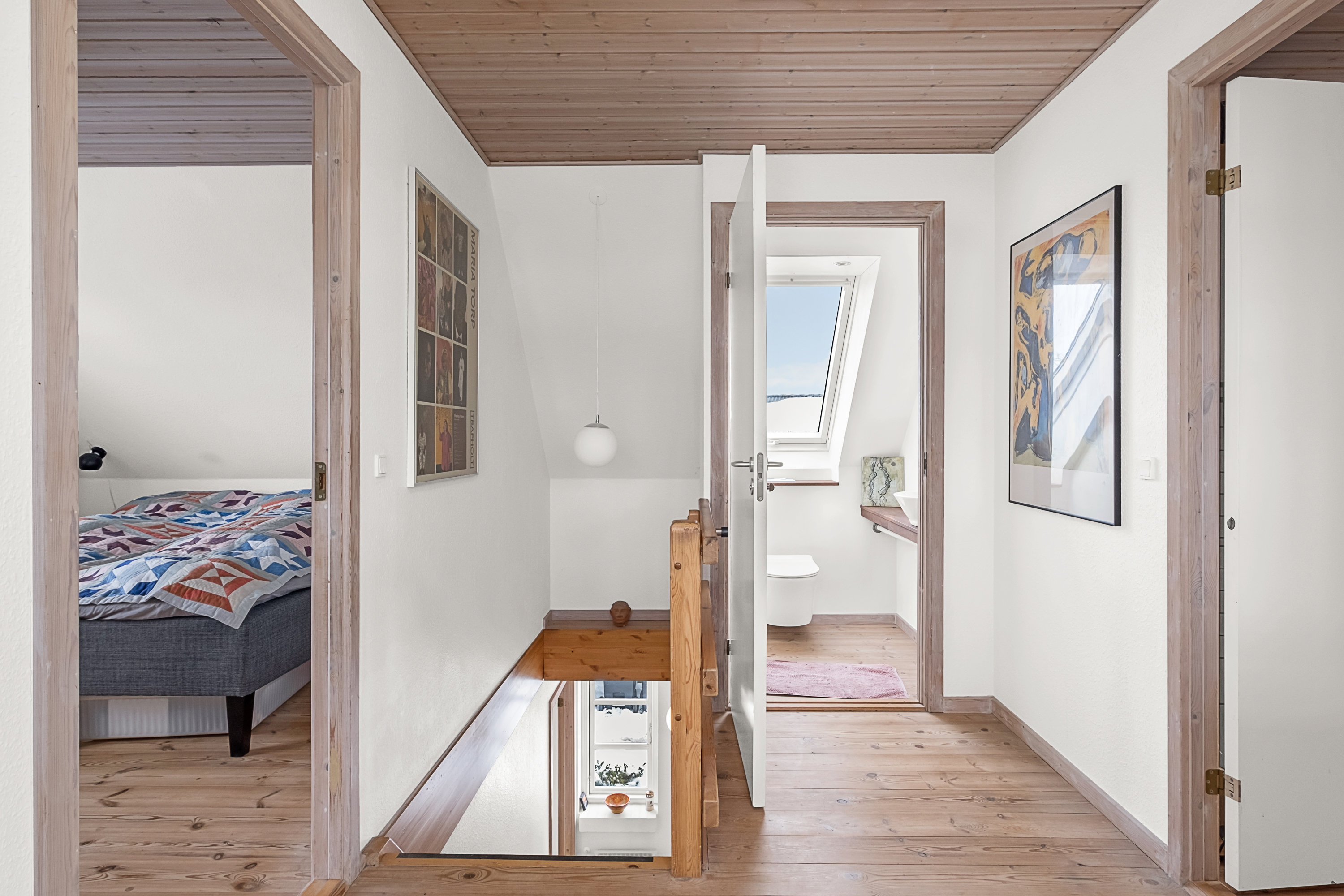 Fremhævet gang billede i fuldskærmstilstand. Billede af Sensommervej 133, 8530 Hjortshøj