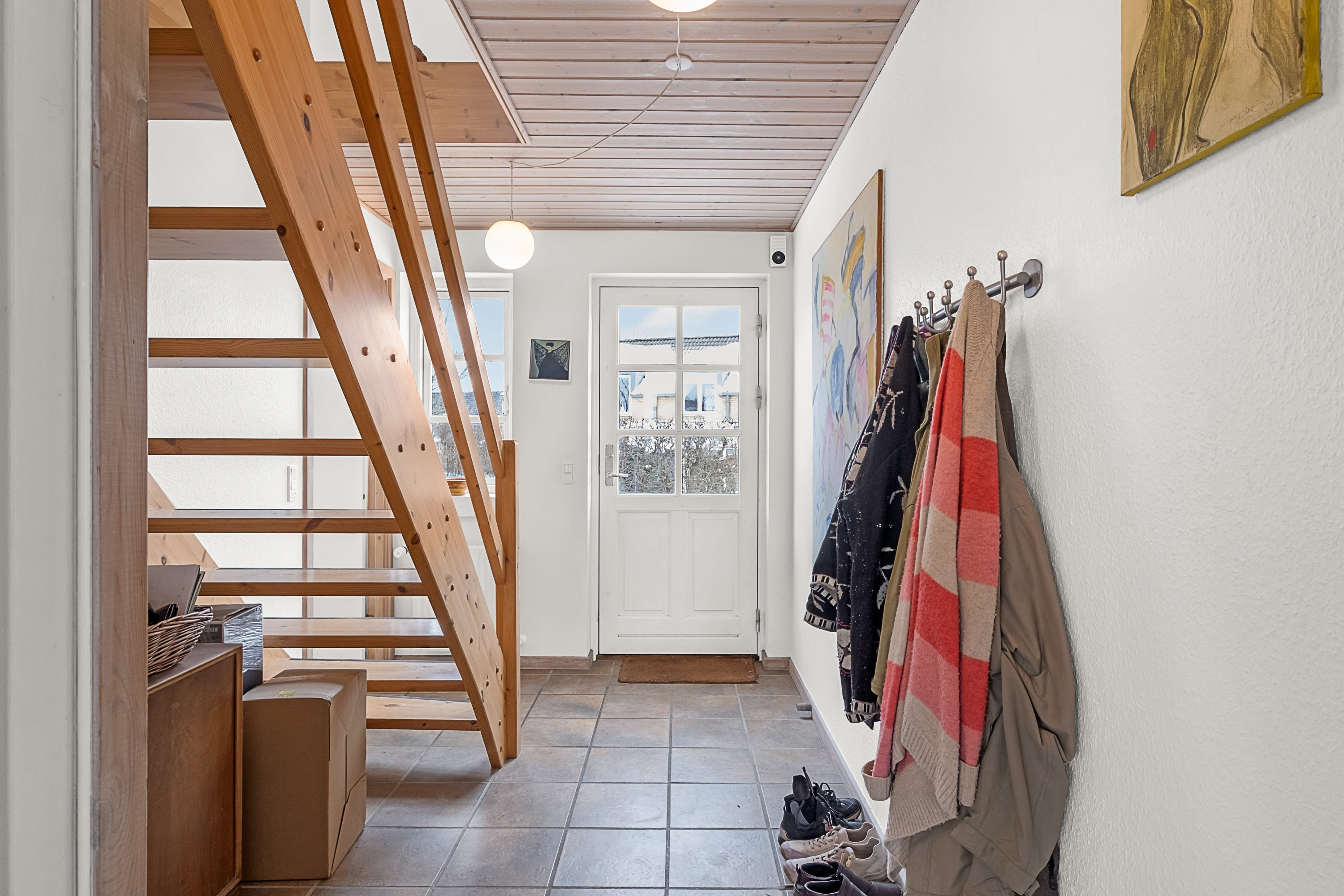 Fremhævet gang billede i fuldskærmstilstand. Billede af Sensommervej 133, 8530 Hjortshøj