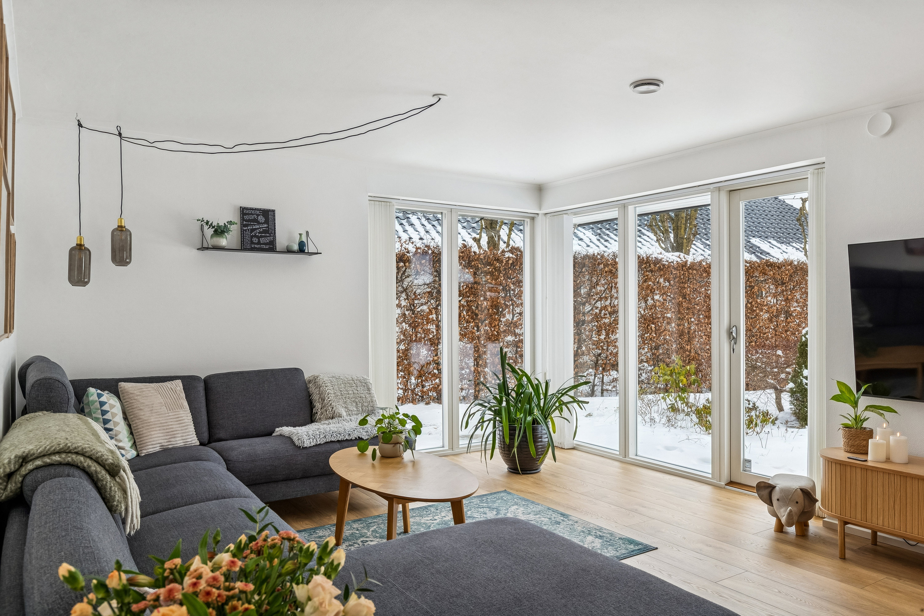 Fremhævet stue billede i fuldskærmstilstand. Billede af Dyrhøj 9, 6300 Gråsten