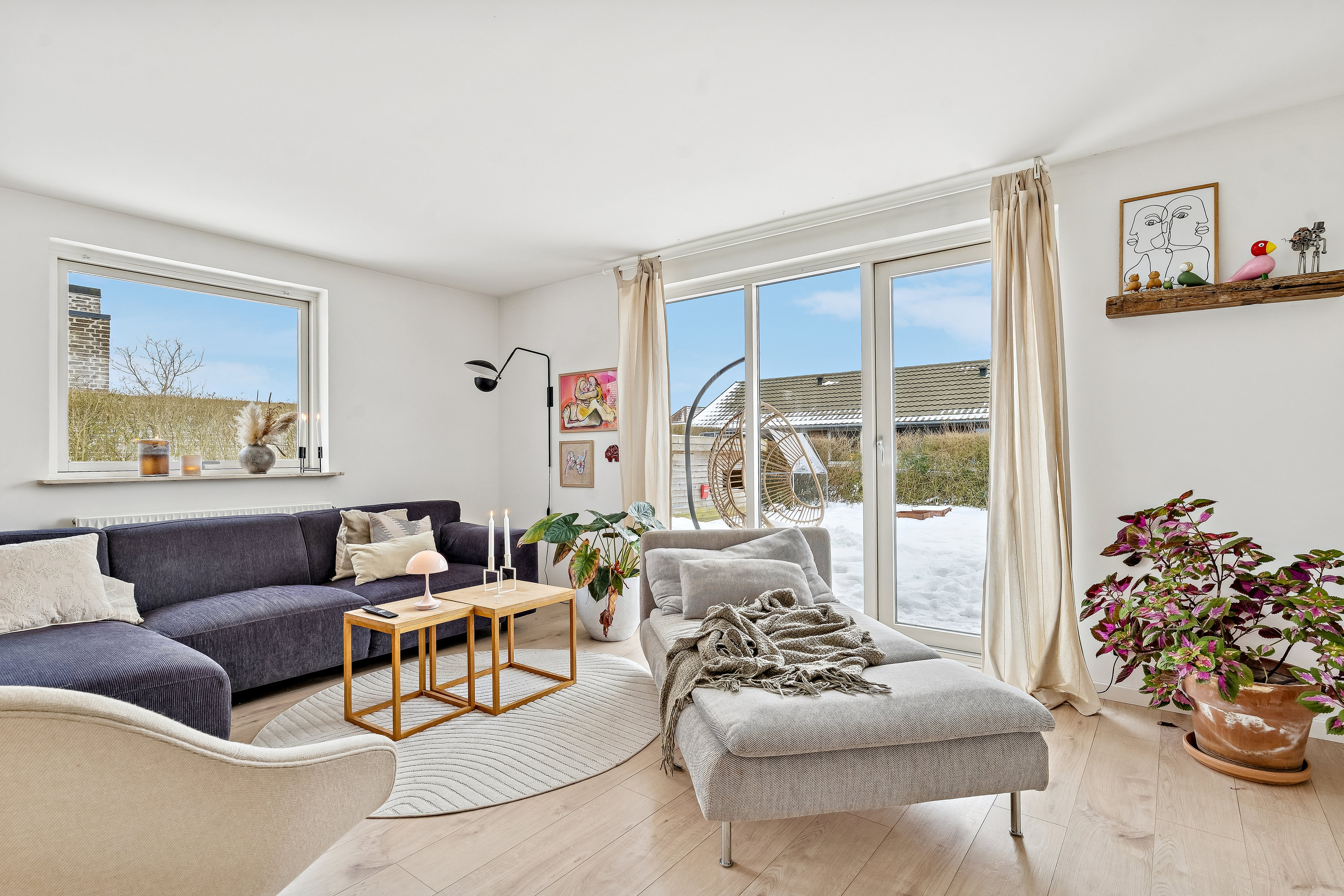 Fremhævet stue billede i fuldskærmstilstand. Billede af Fasanvej 12, 8723 Løsning