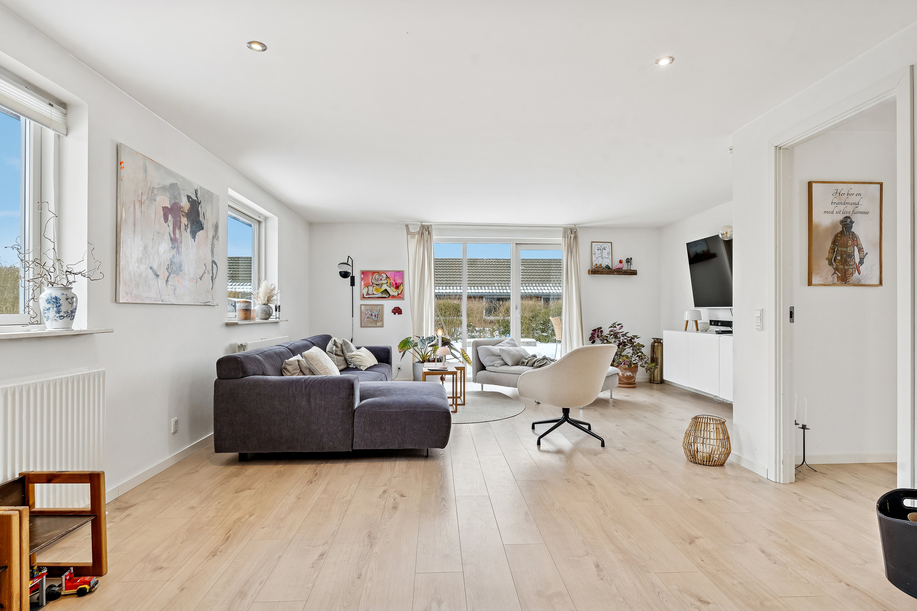 Fremhævet stue billede i fuldskærmstilstand. Billede af Fasanvej 12, 8723 Løsning