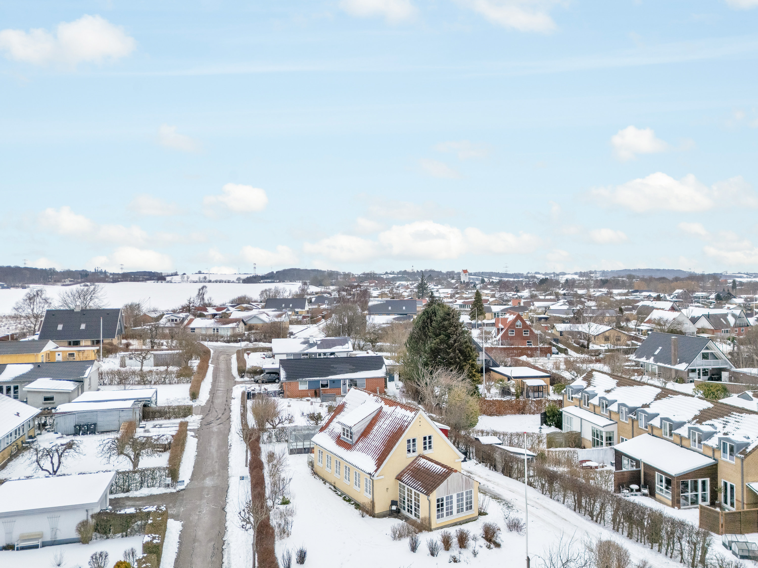 Fremhævet luftfoto billede i fuldskærmstilstand. Billede af Sensommervej 133, 8530 Hjortshøj