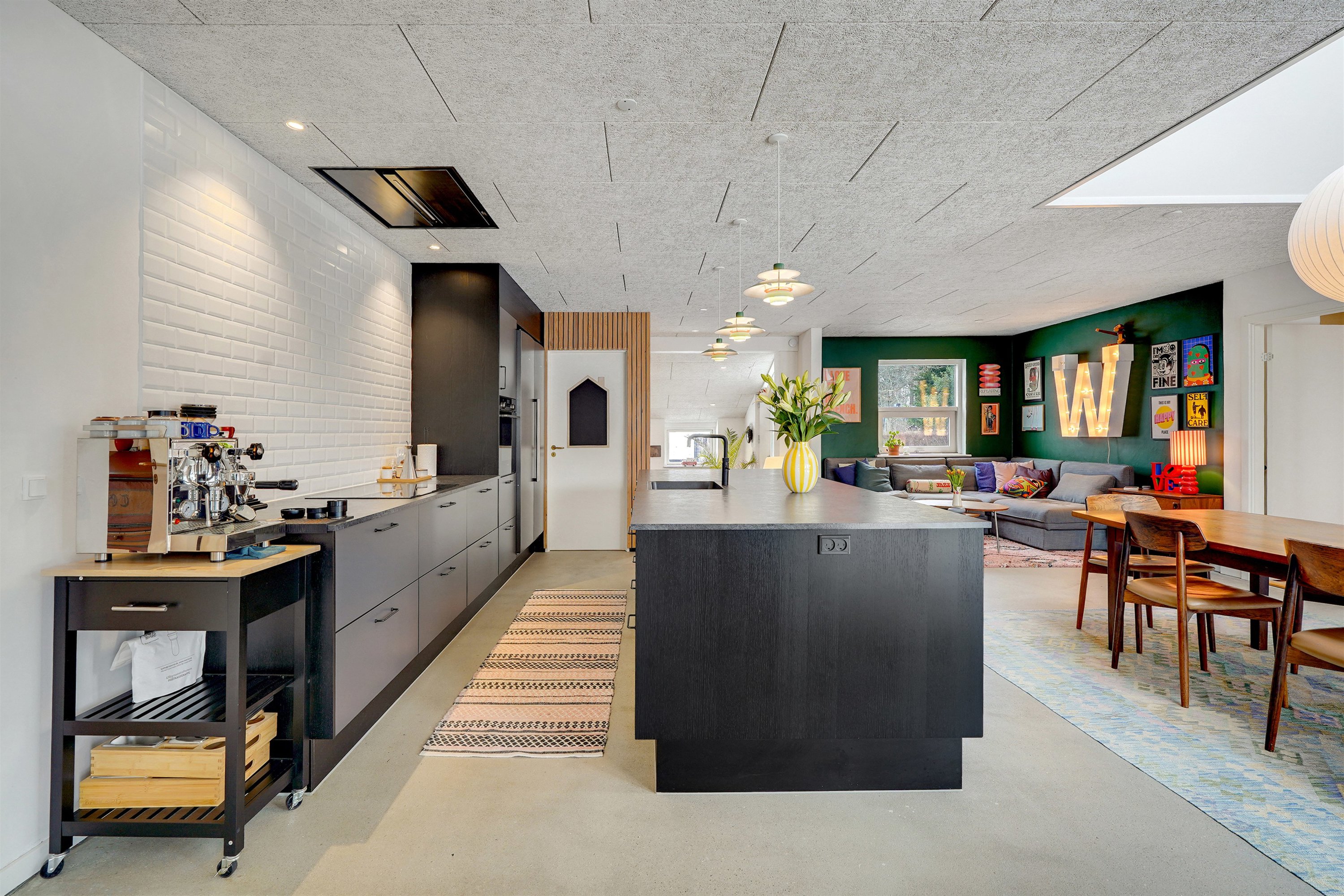 Fremhævet køkken billede i fuldskærmstilstand. Billede af Skovparken 410, 7190 Billund