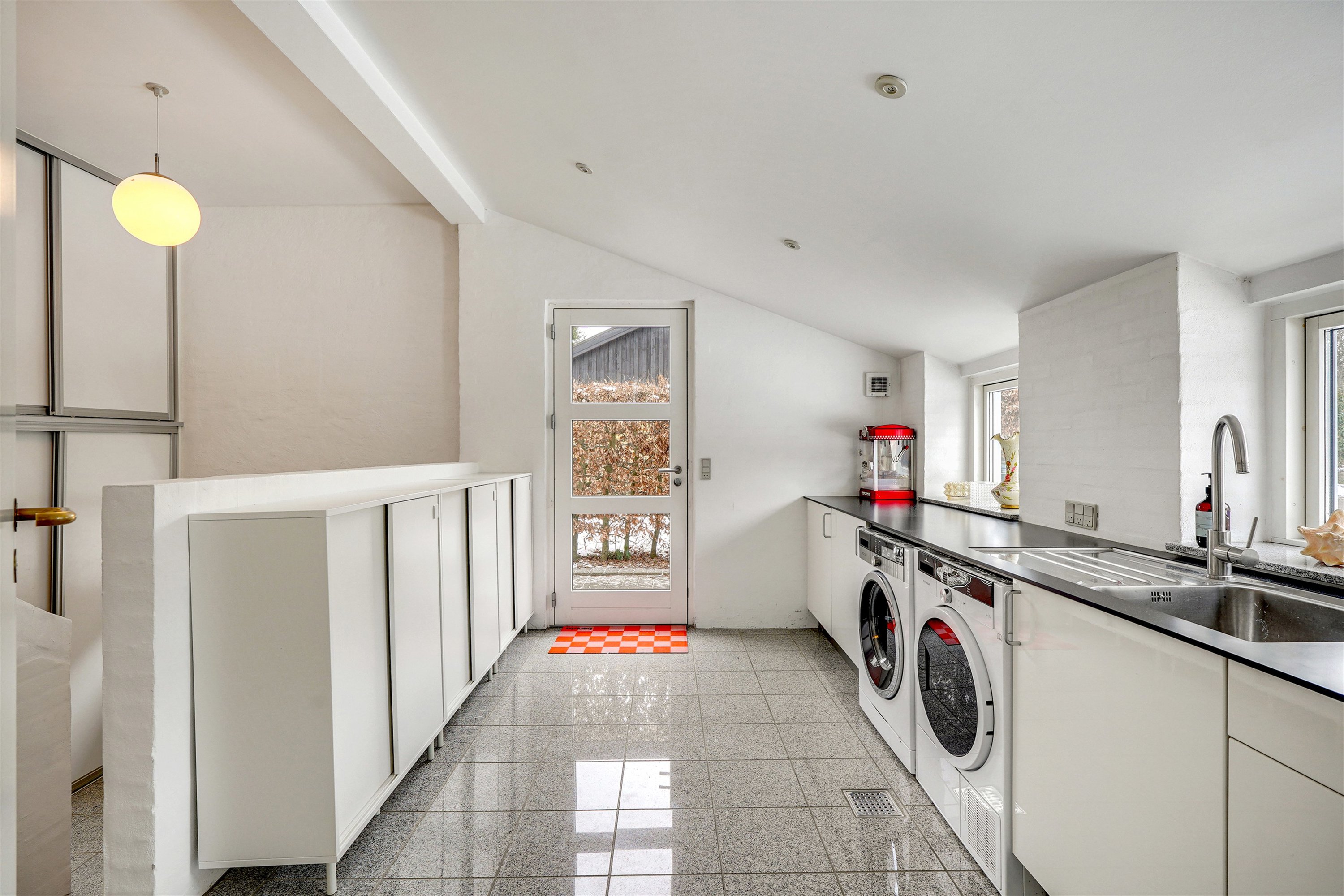 Fremhævet bryggers billede i fuldskærmstilstand. Billede af Skovparken 410, 7190 Billund