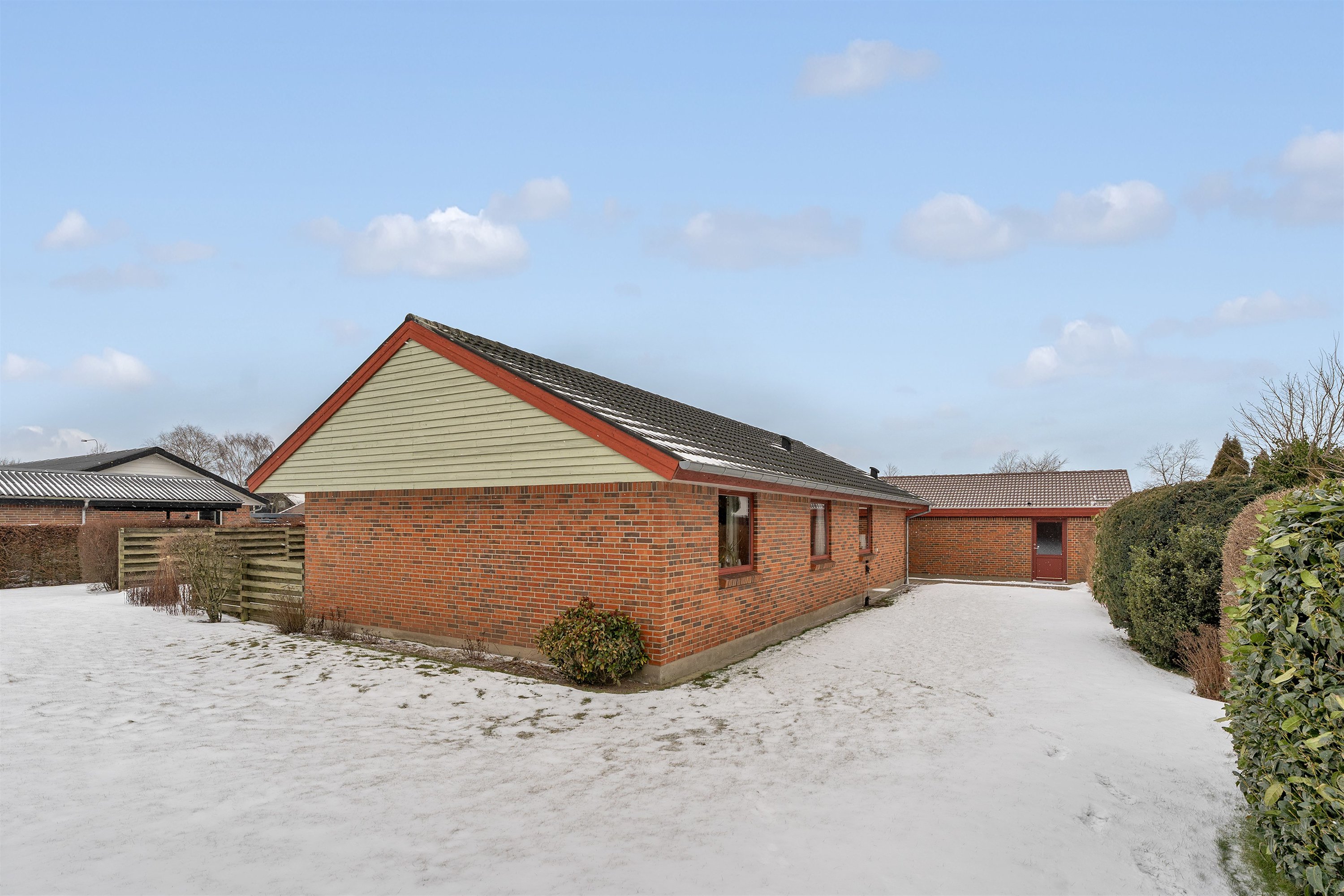 Fremhævet ejendommen billede i fuldskærmstilstand. Billede af Sønderkær 214, 7190 Billund