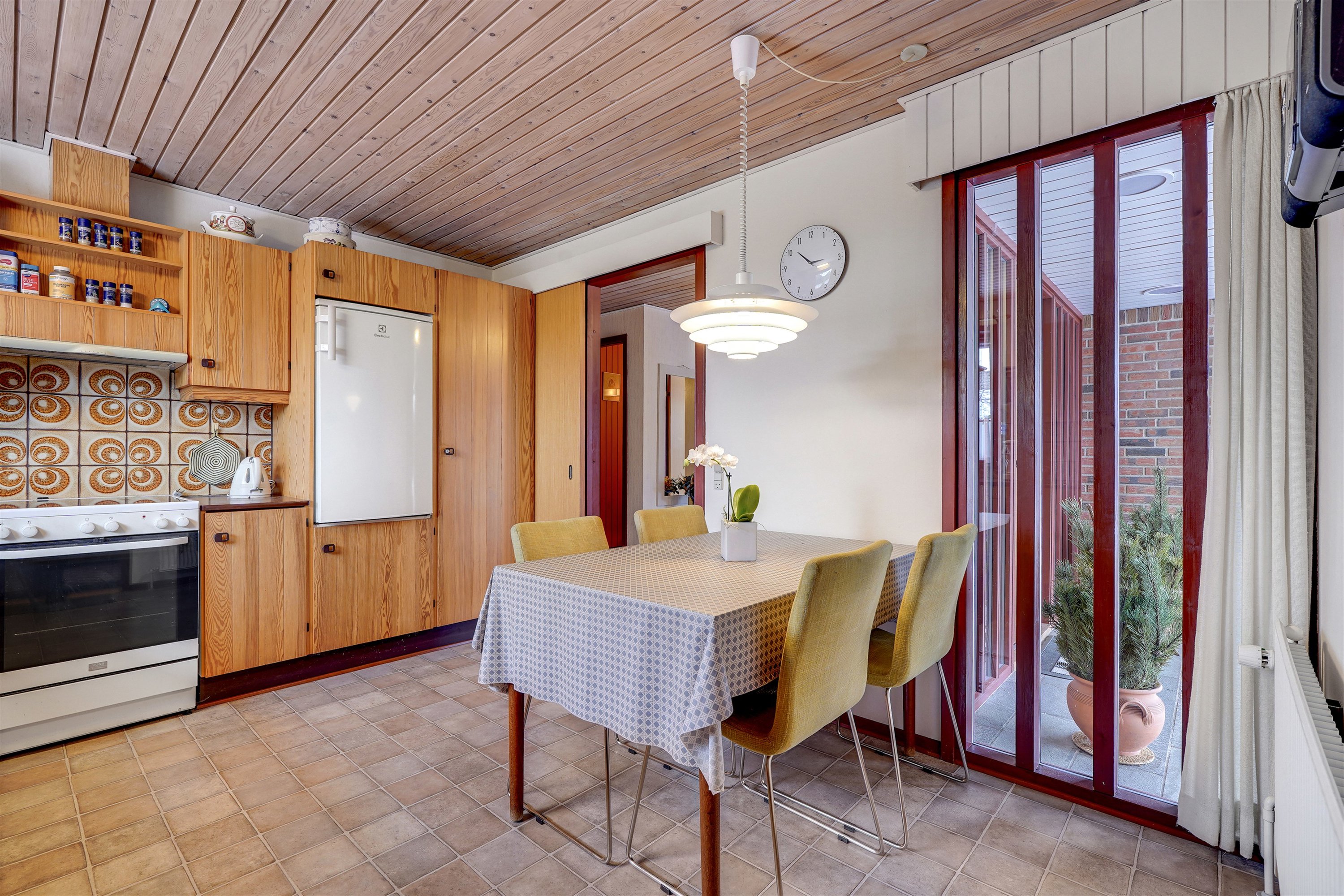 Fremhævet køkken billede i fuldskærmstilstand. Billede af Sønderkær 214, 7190 Billund