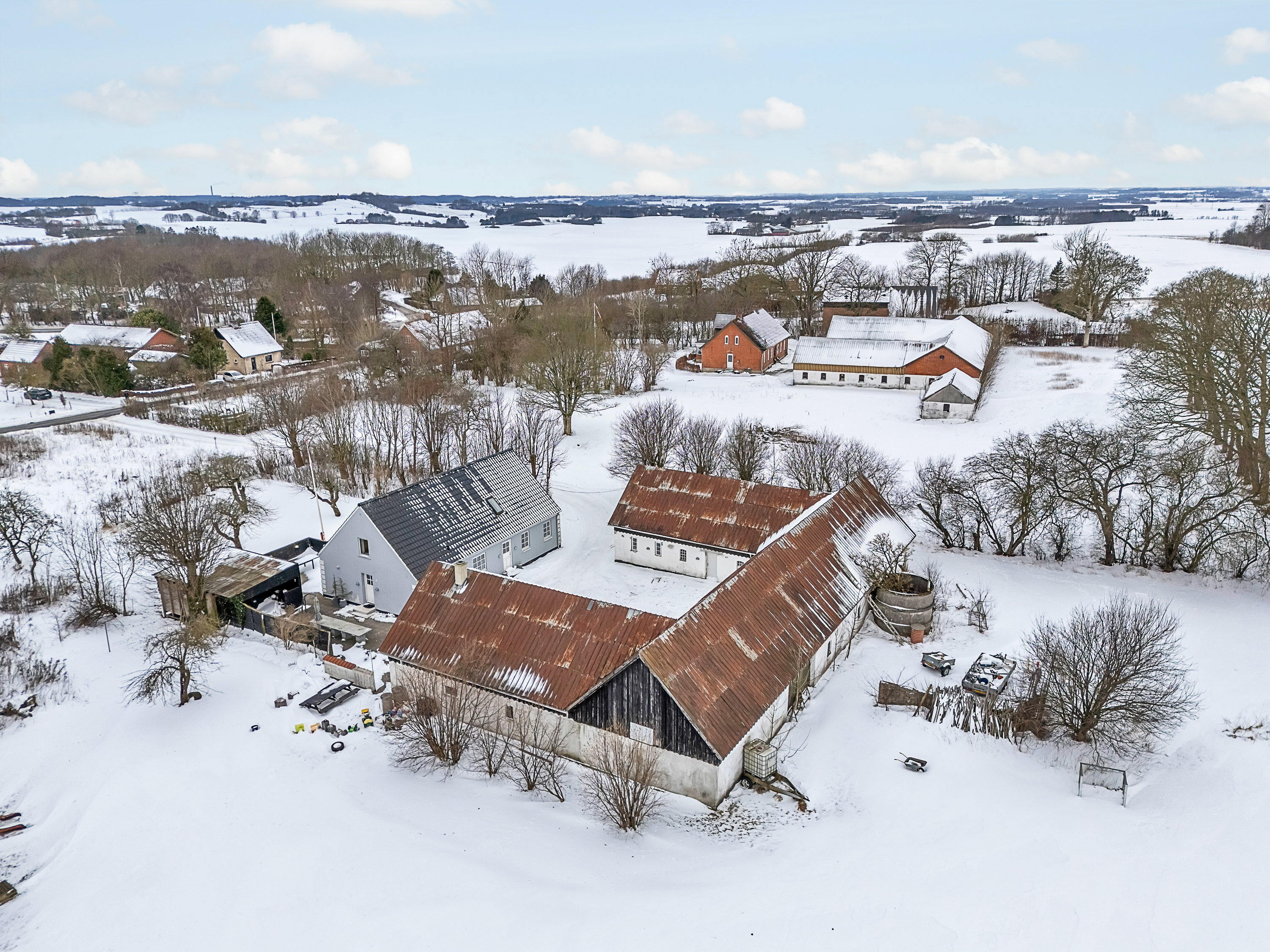 Fremhævet luftfoto billede i fuldskærmstilstand. Billede af Clemensvej 5, Bendstrup, 8530 Hjortshøj