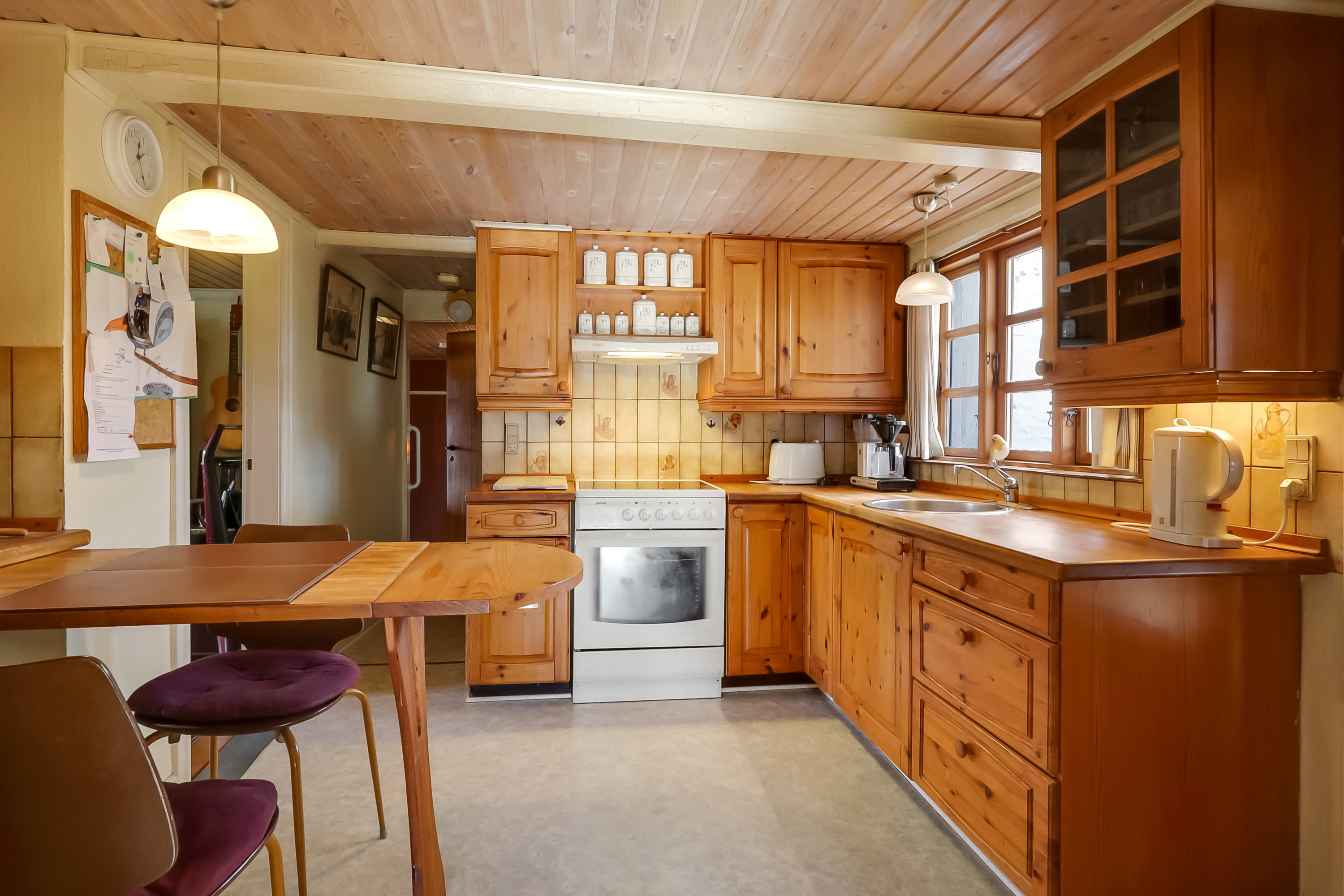 Fremhævet køkken billede i fuldskærmstilstand. Billede af Stubshovedvej 12, 5884 Gudme