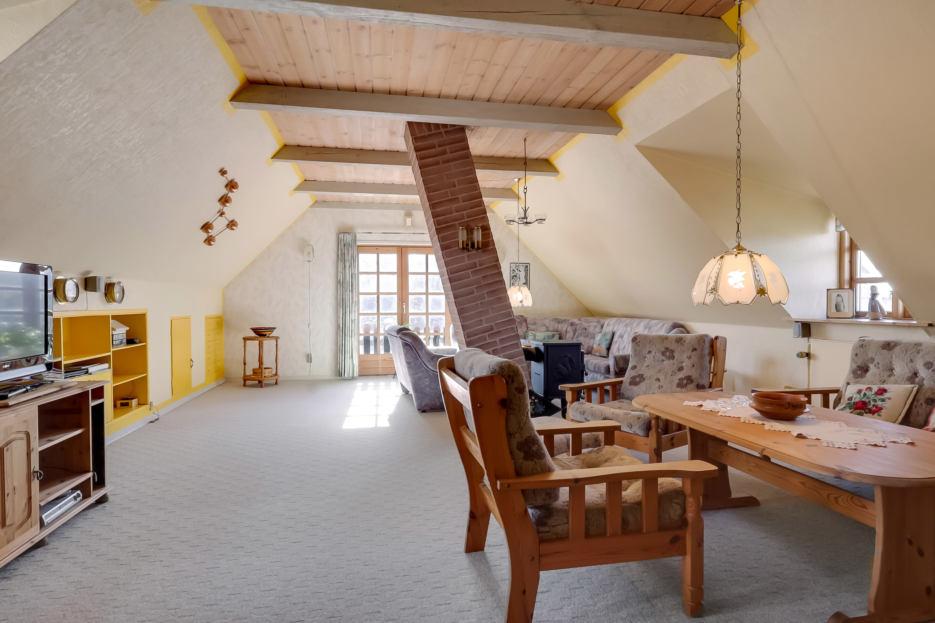 Fremhævet stue billede i fuldskærmstilstand. Billede af Stubshovedvej 12, 5884 Gudme