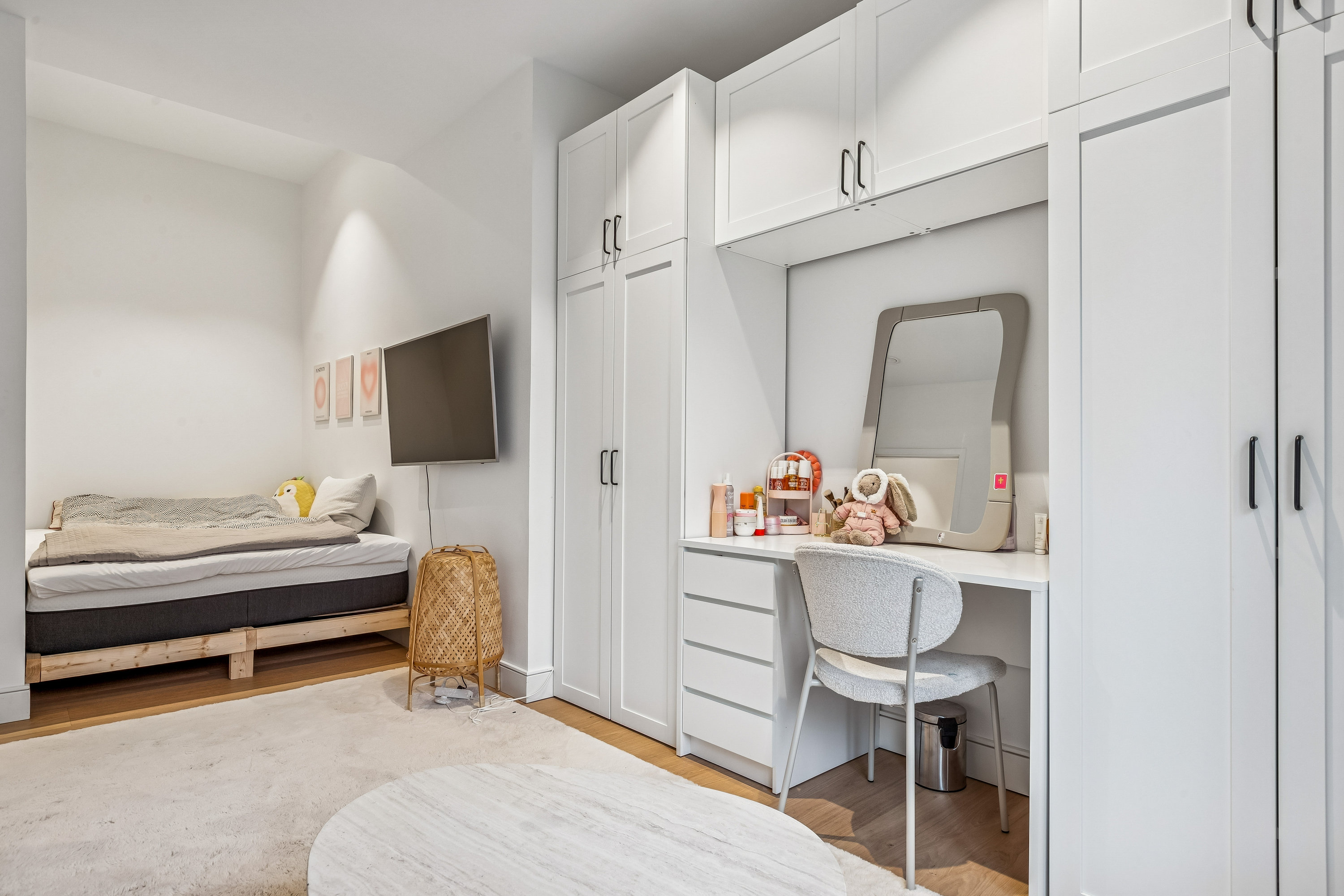 Fremhævet værelse billede i fuldskærmstilstand. Billede af Jerslev Alle 39, 2770 Kastrup