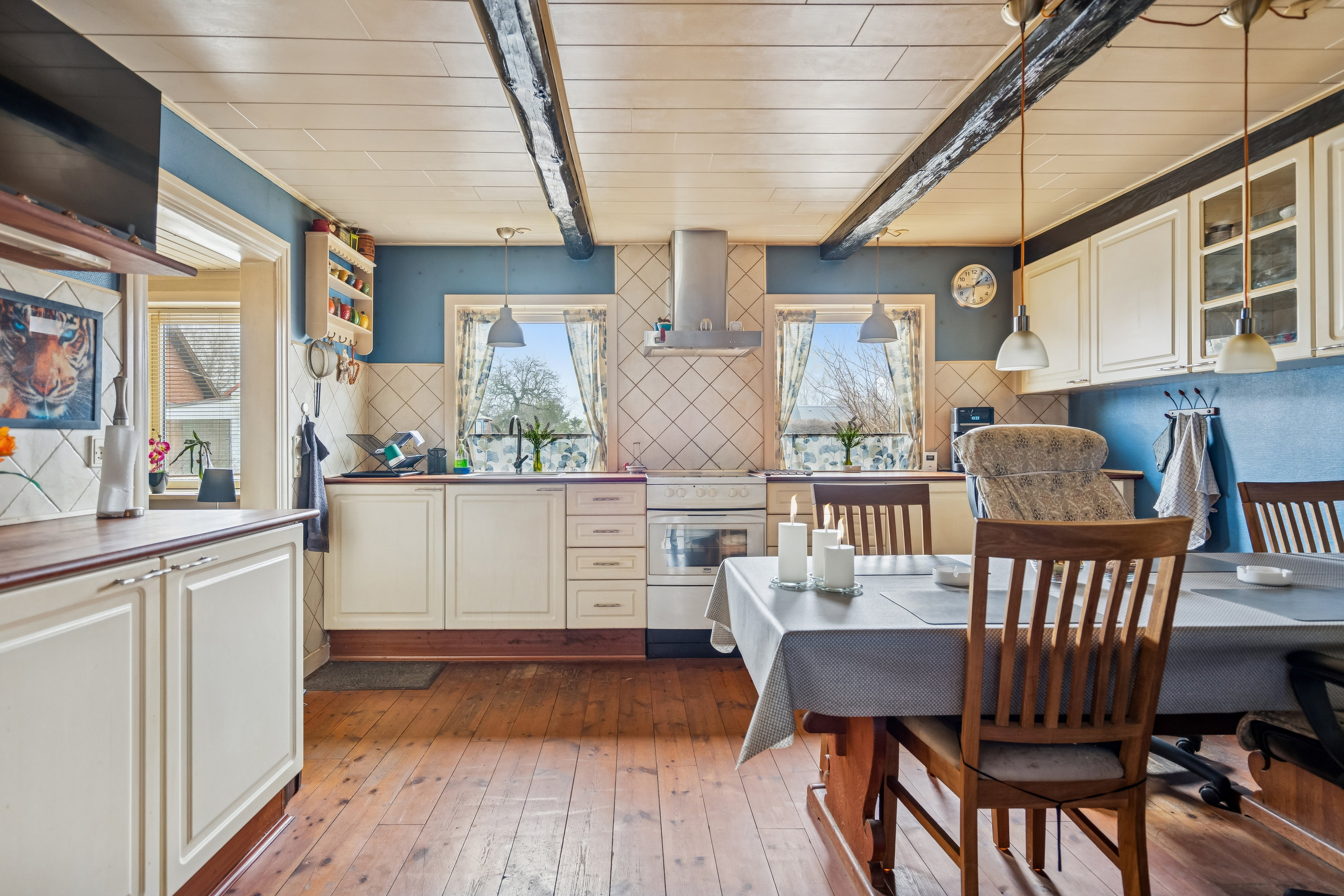 Fremhævet køkken billede i fuldskærmstilstand. Billede af Gammel Østerbyvej 6, Østerby, 9940 Læsø
