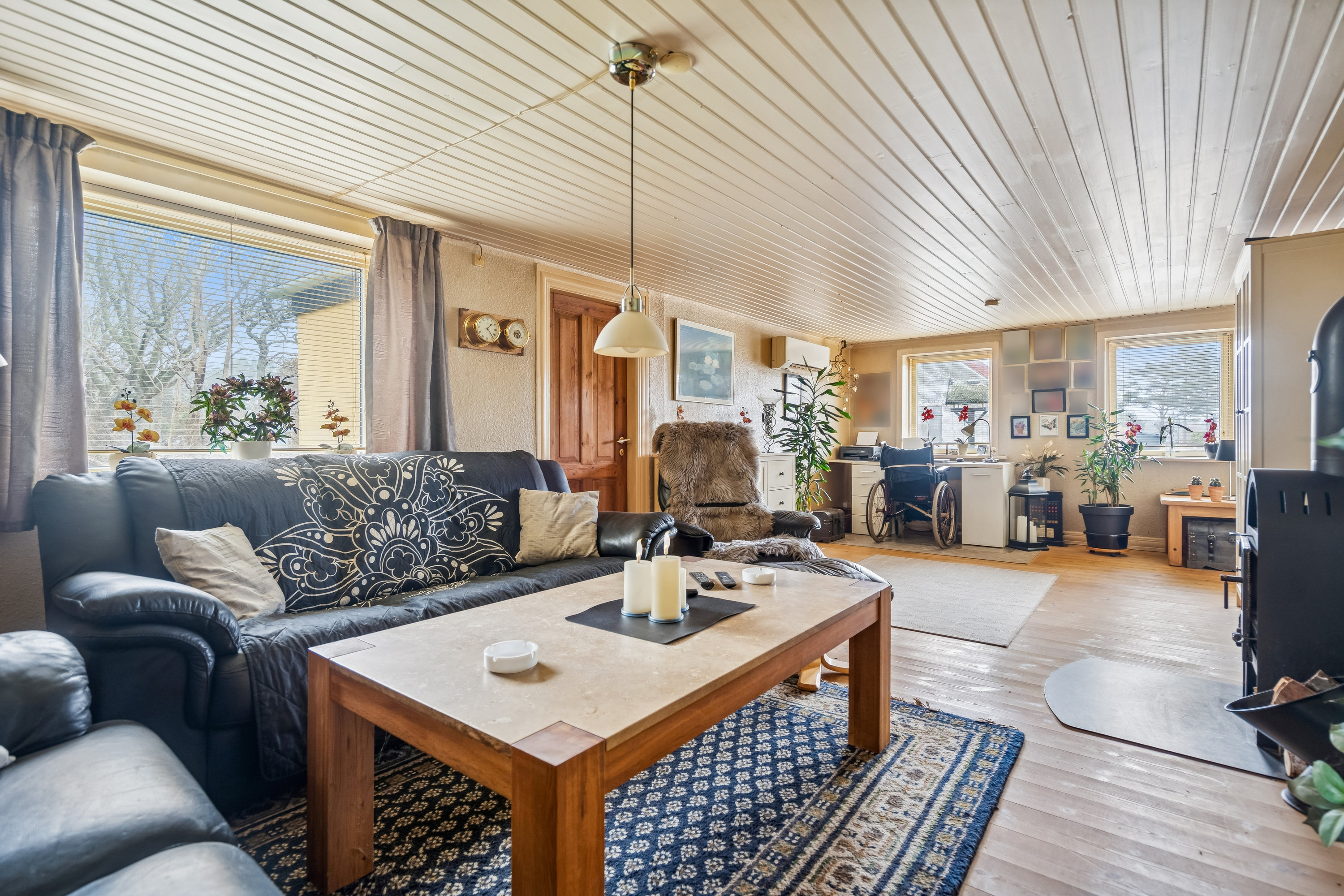 Fremhævet stue billede i fuldskærmstilstand. Billede af Gammel Østerbyvej 6, Østerby, 9940 Læsø