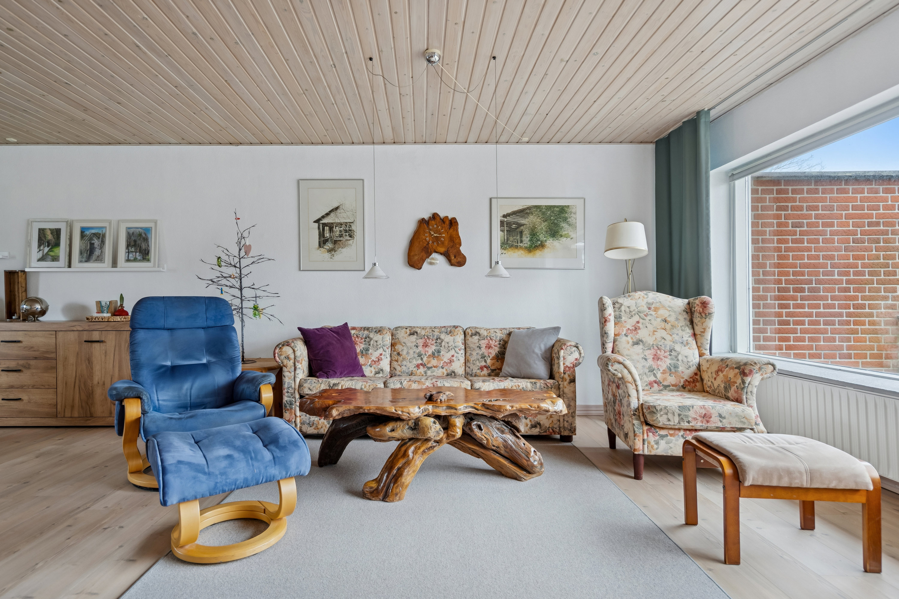 Fremhævet stue billede i fuldskærmstilstand. Billede af Kromarksvej 7, Byrum, 9940 Læsø