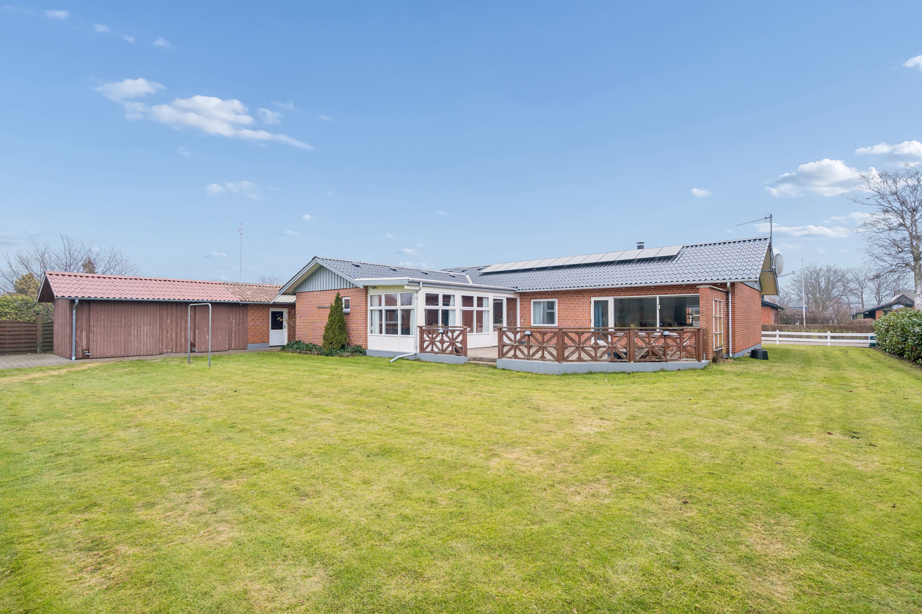 Fremhævet have billede i fuldskærmstilstand. Billede af Kromarksvej 7, Byrum, 9940 Læsø