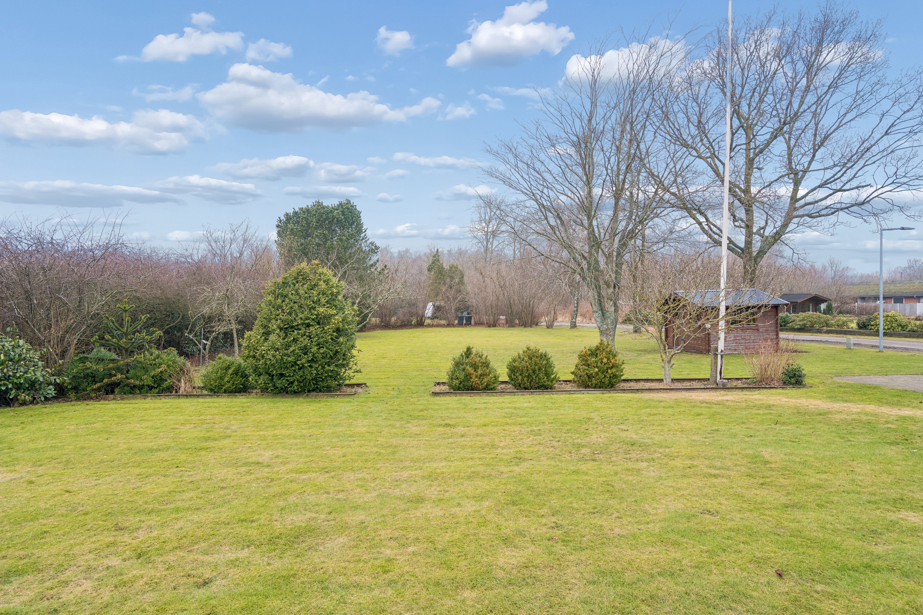 Fremhævet have billede i fuldskærmstilstand. Billede af Kromarksvej 7, Byrum, 9940 Læsø