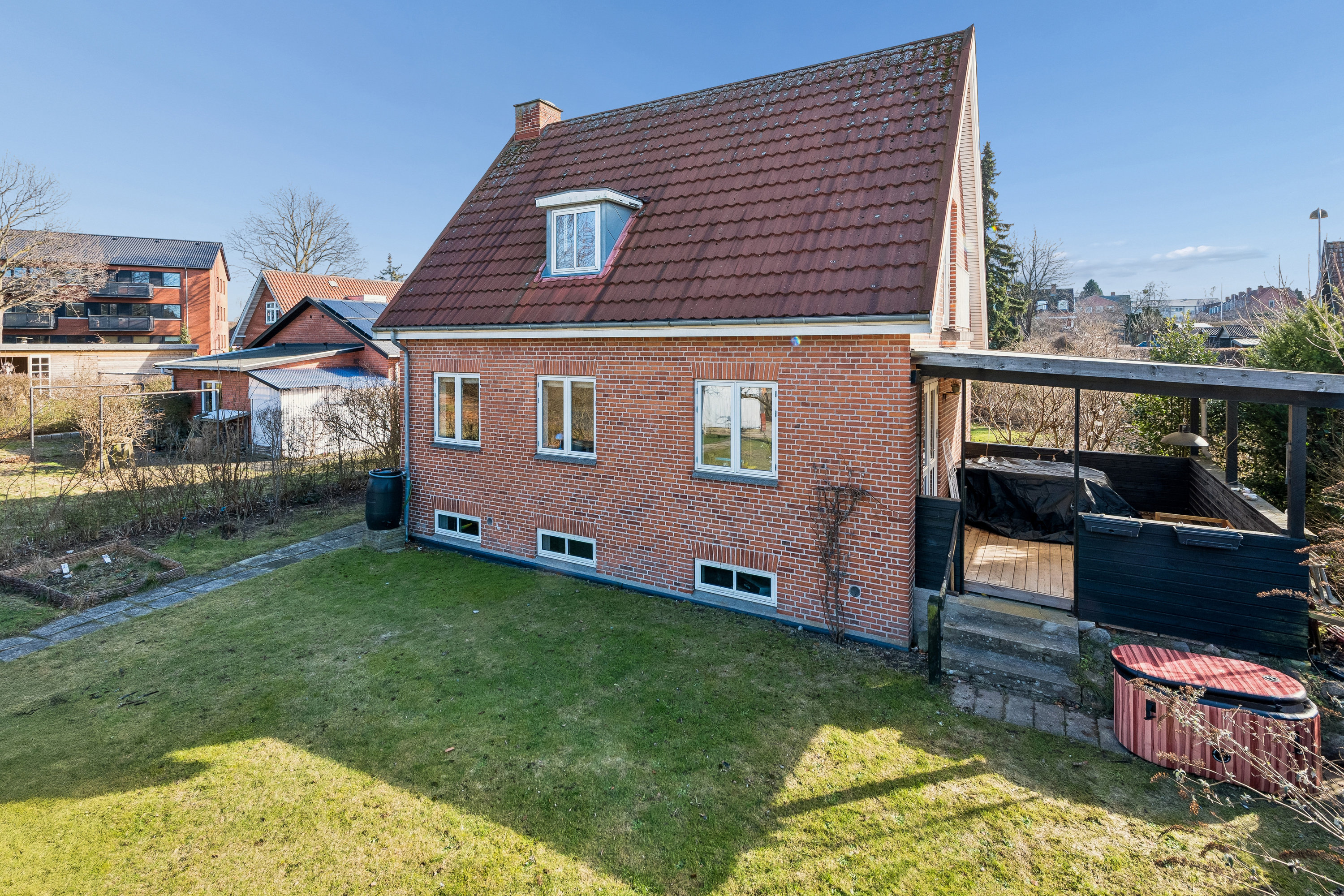 Fremhævet andet billede i fuldskærmstilstand. Billede af Sæbjørnsvej 3, 2880 Bagsværd