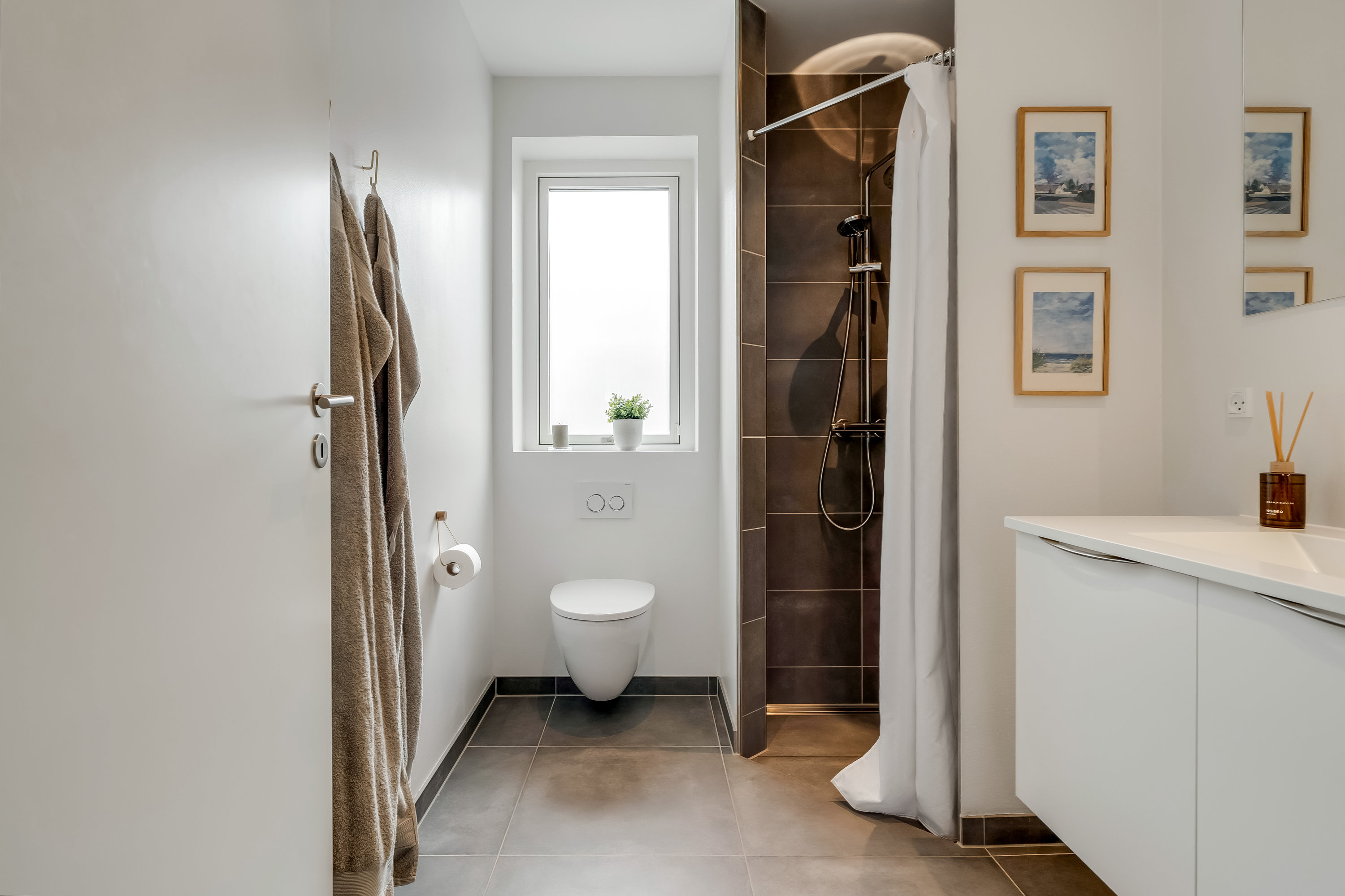 Fremhævet andet billede i fuldskærmstilstand. Billede af Kongestien 66, 2830 Virum