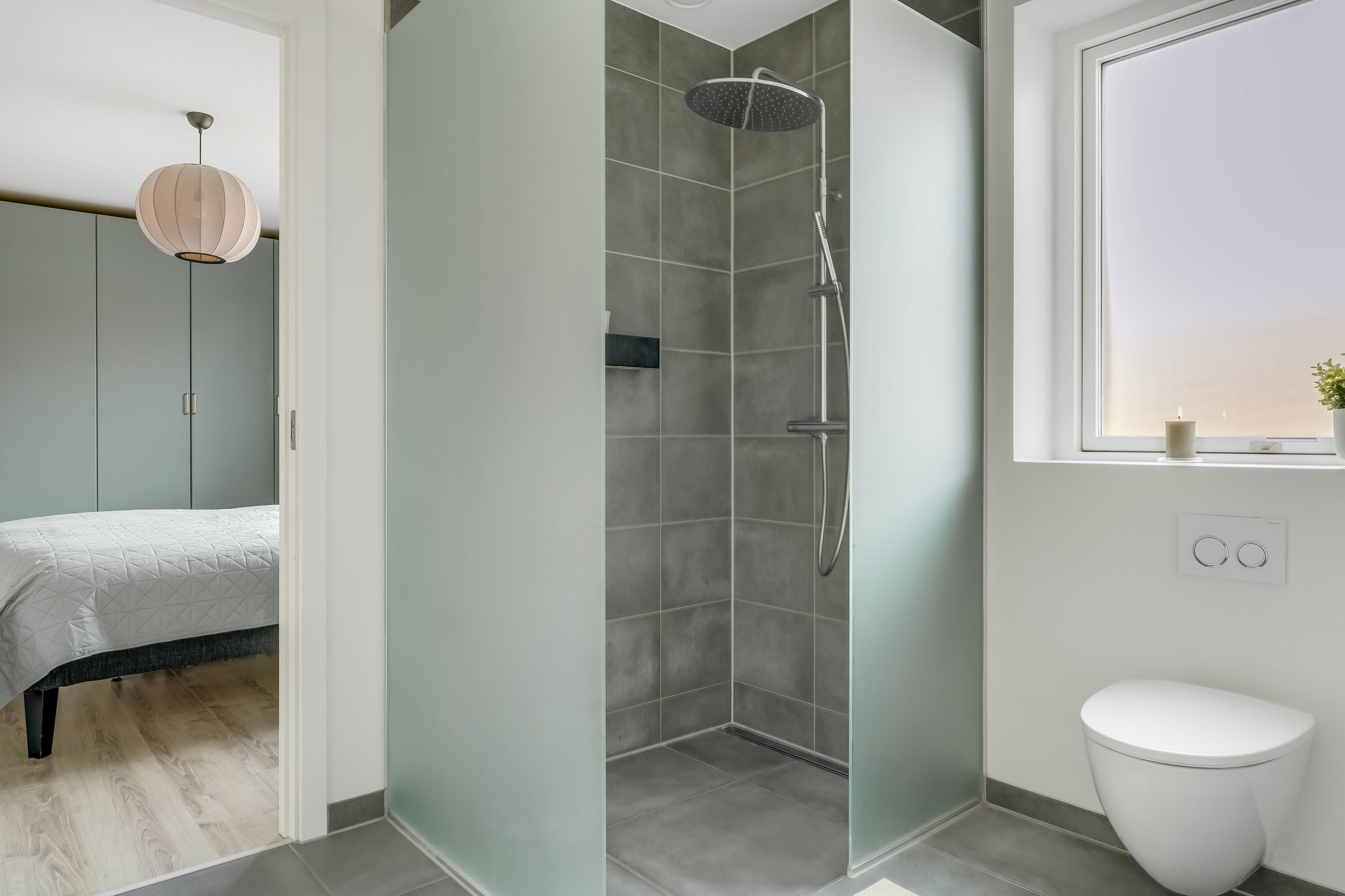 Fremhævet badeværelse billede i fuldskærmstilstand. Billede af Kongestien 66, 2830 Virum