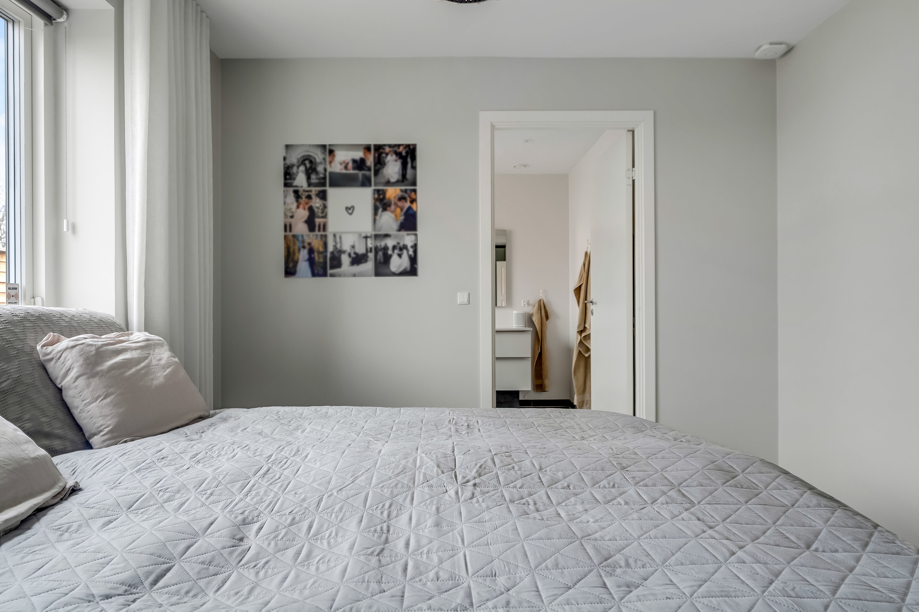 Fremhævet soveværelse billede i fuldskærmstilstand. Billede af Kongestien 66, 2830 Virum