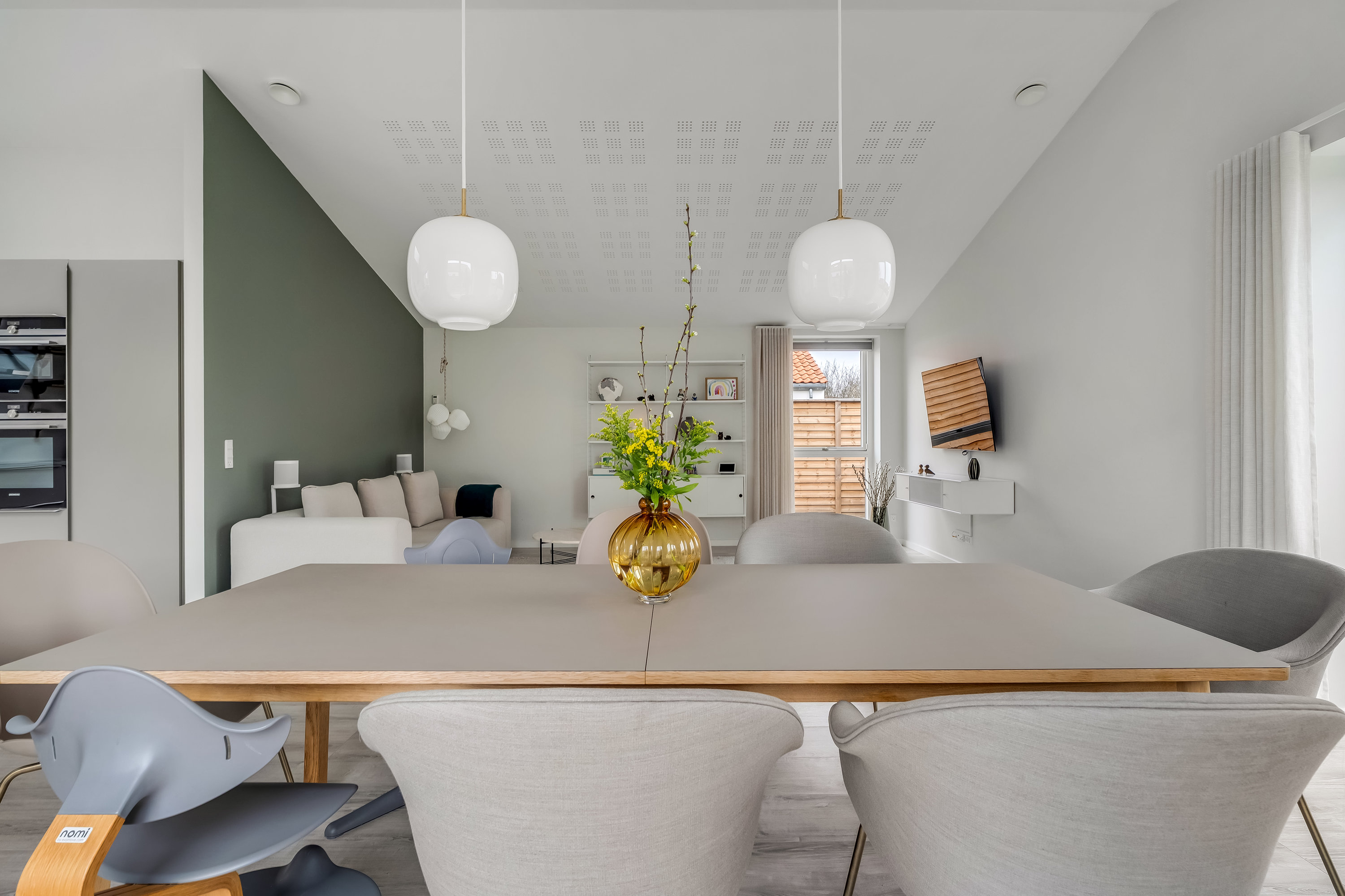 Fremhævet stue billede i fuldskærmstilstand. Billede af Kongestien 66, 2830 Virum