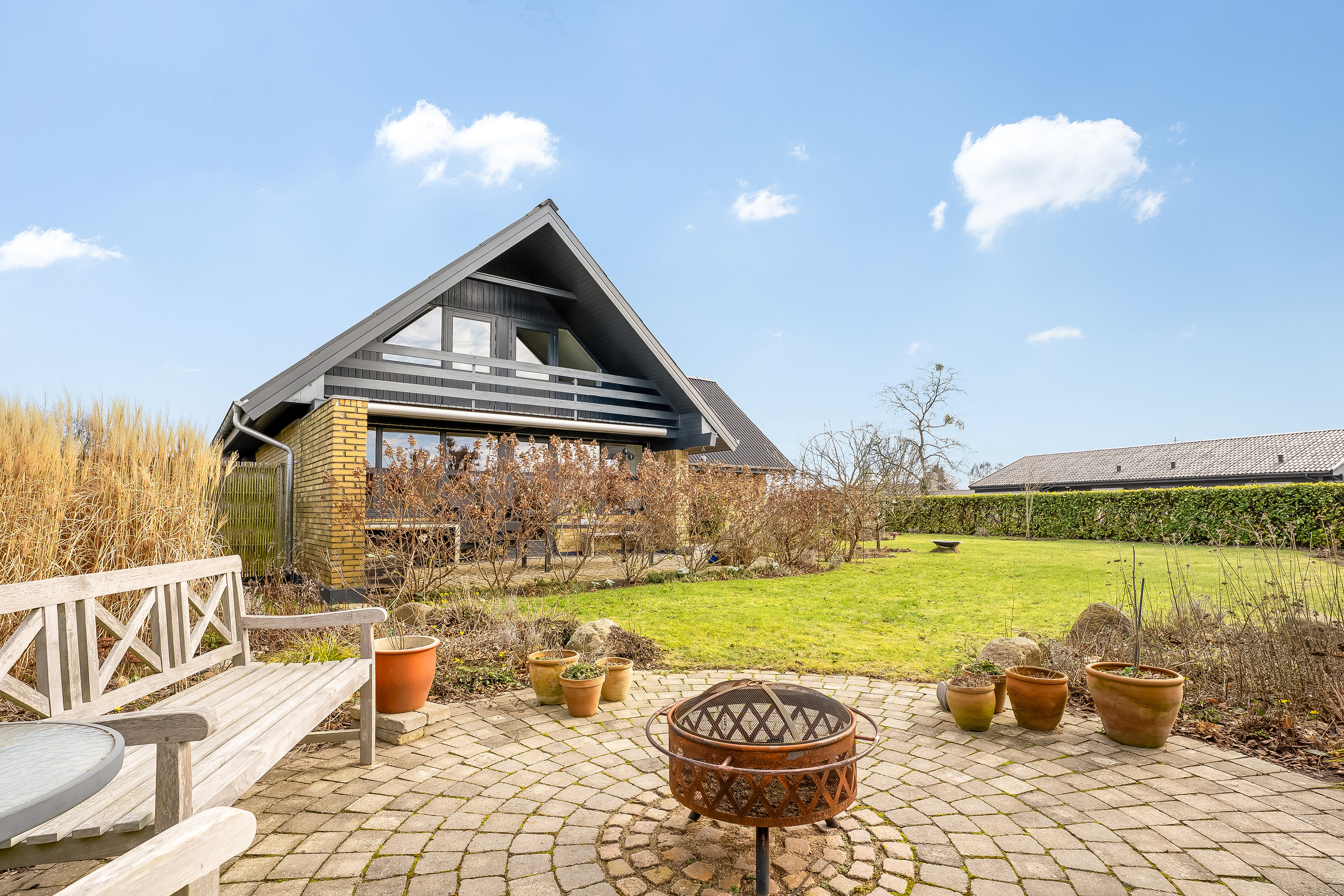 Fremhævet terrasse billede i fuldskærmstilstand. Billede af Fyrrevænget 11, Sundby, 4800 Nykøbing F