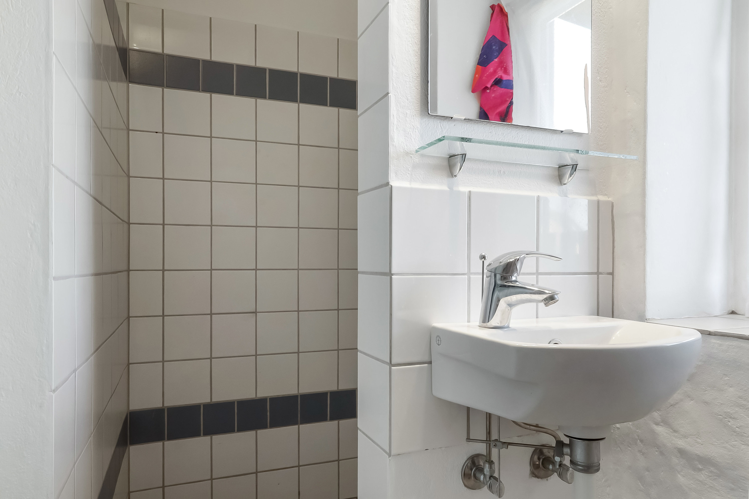 Fremhævet badeværelse billede i fuldskærmstilstand. Billede af Pjentemøllestræde 8, 5700 Svendborg