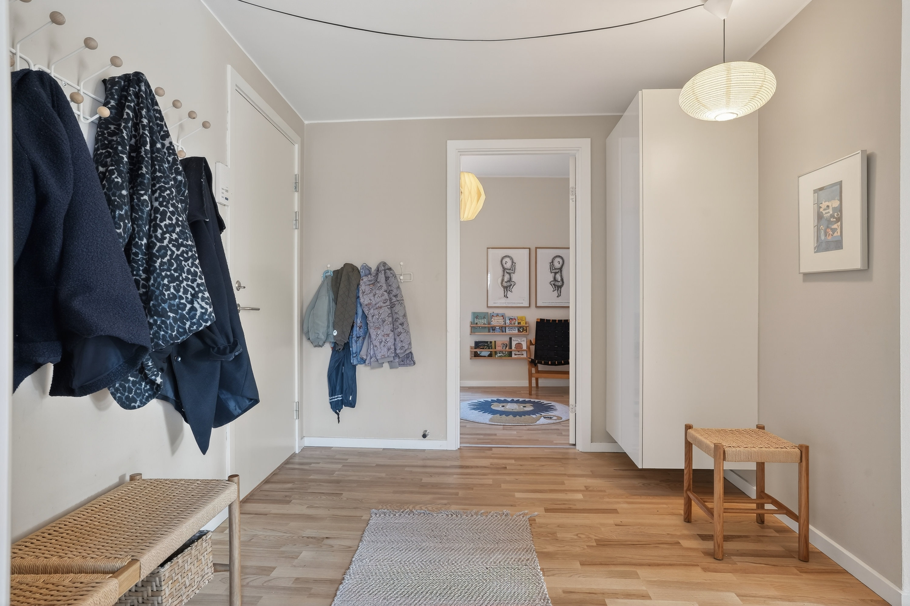 Fremhævet entré billede i fuldskærmstilstand. Billede af Tove Maës Vej 2, 1. th., 2500 Valby